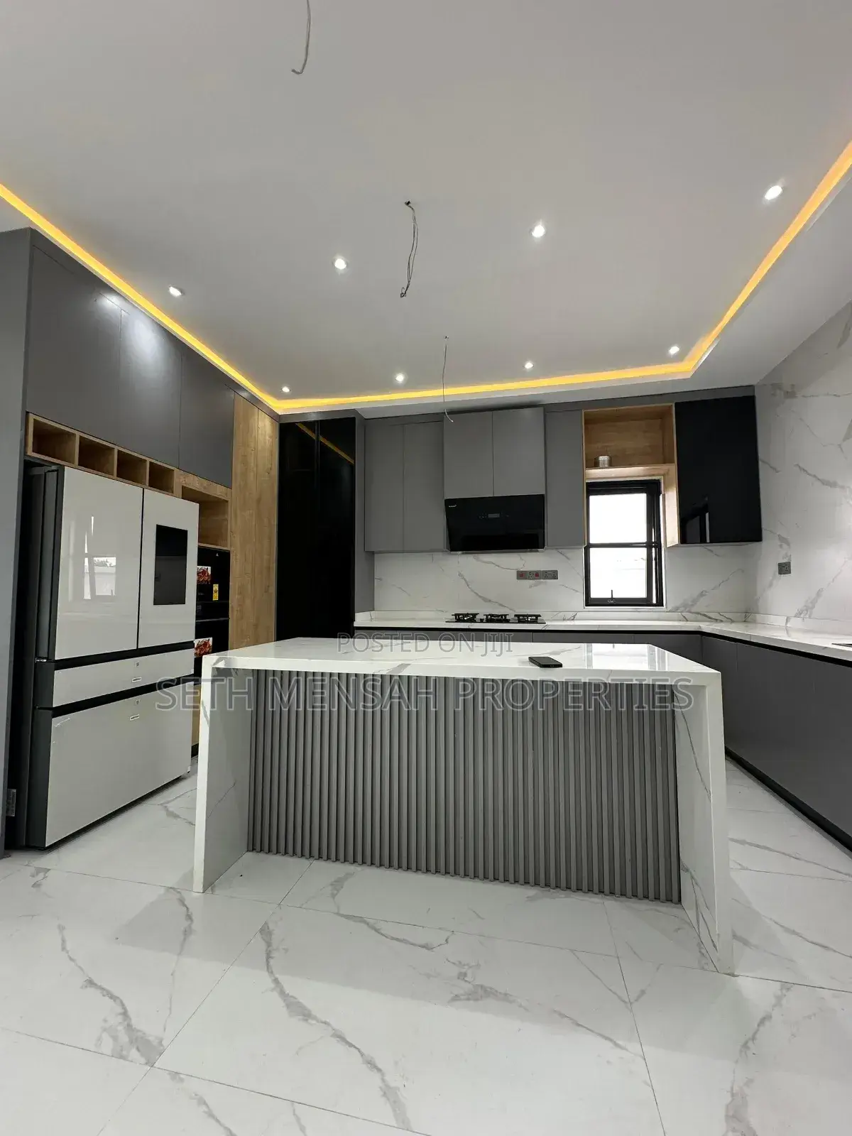 4bdrm House in Ashaley Botwe for sale