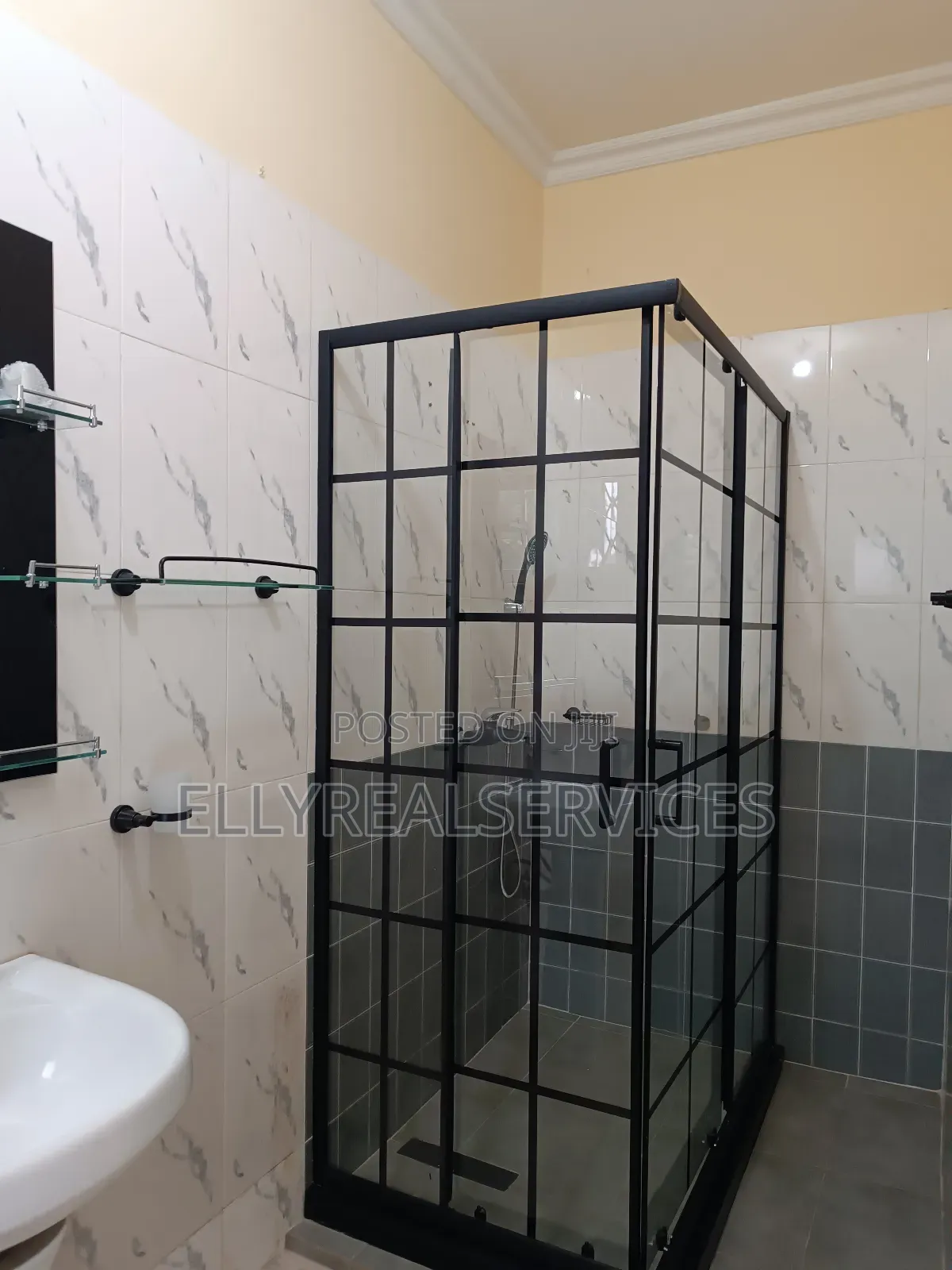 3bdrm House in Ellyrealservices, Oyarifa for rent