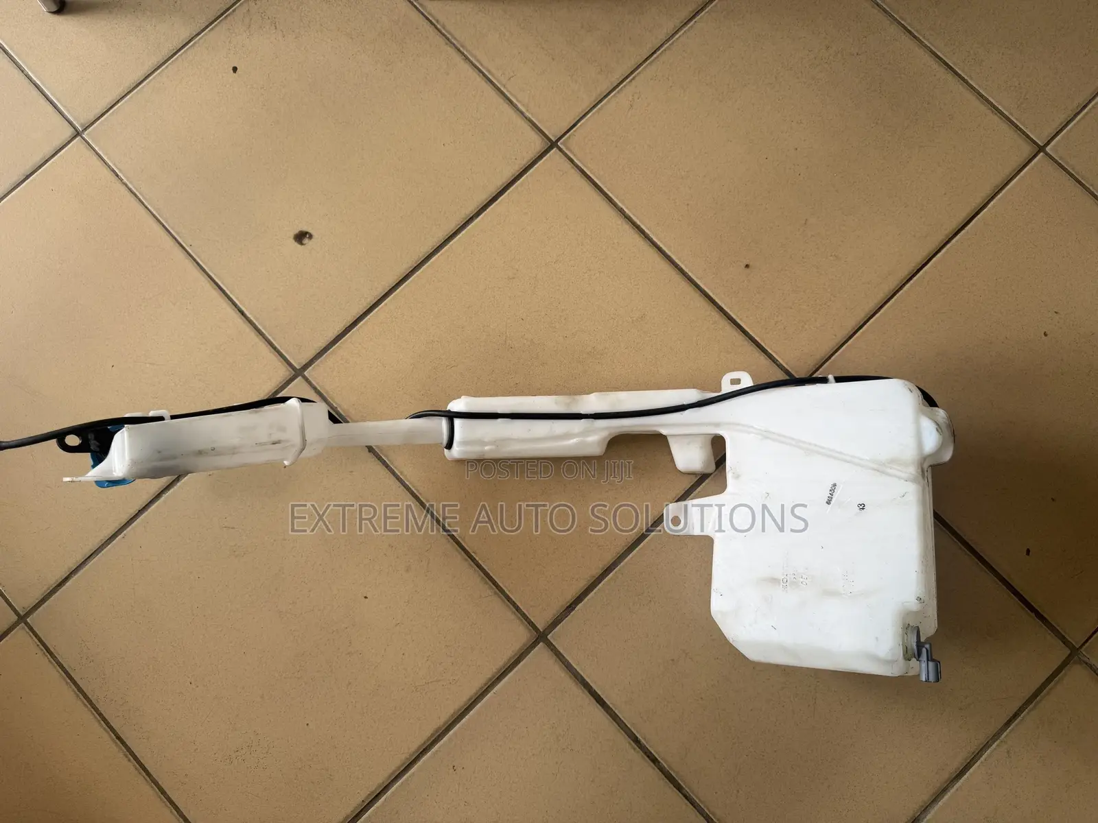 22-23 Honda Civic Windshield Washer Reservoir Tank Bottle