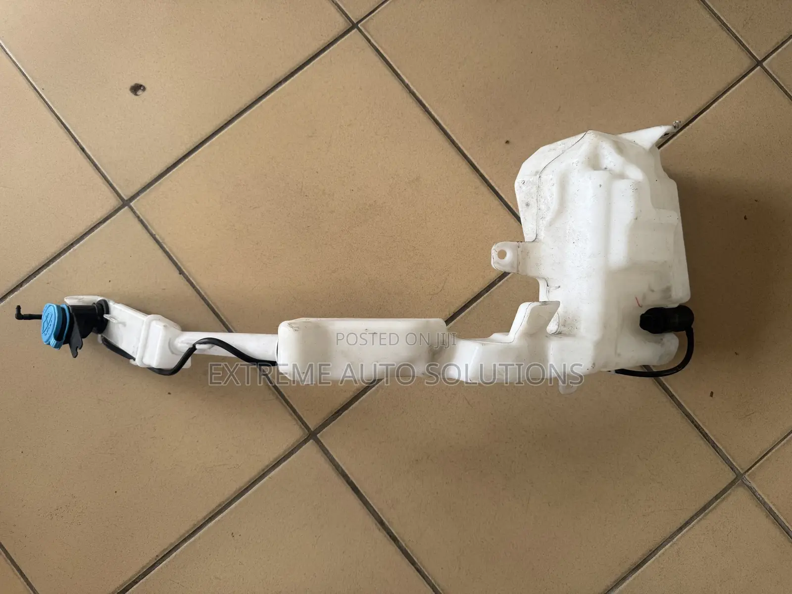 22-23 Honda Civic Windshield Washer Reservoir Tank Bottle