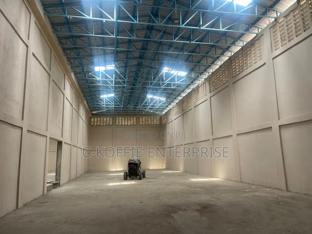 2,200 SQM Wrehouse at North Kaneshie Industrial Area 4 Rent
