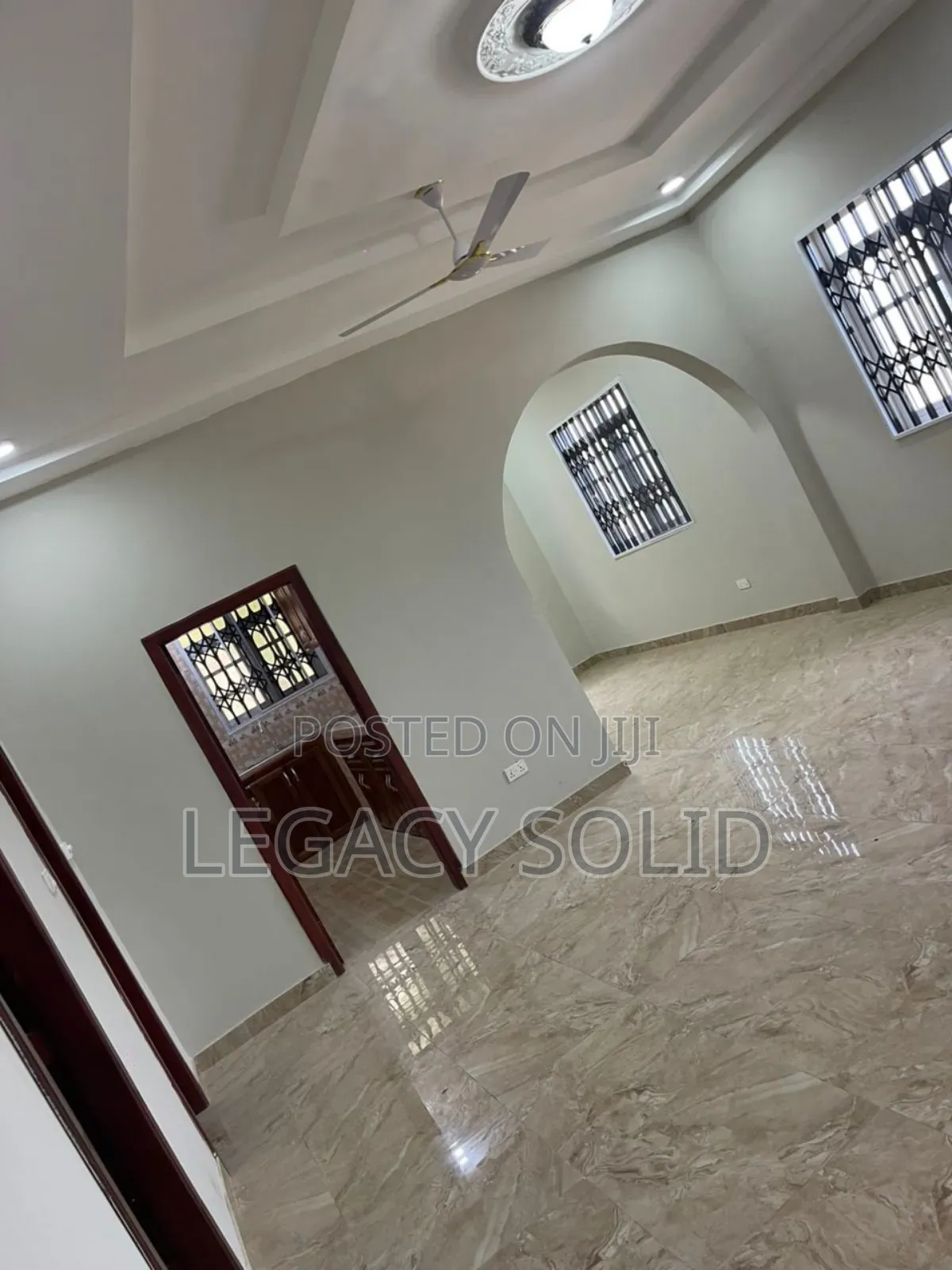 3bdrm Apartment in ๐ป๐๐๐๐๐ข ๐๐๐๐๐ ๐๐๐๐, Amasaman for rent