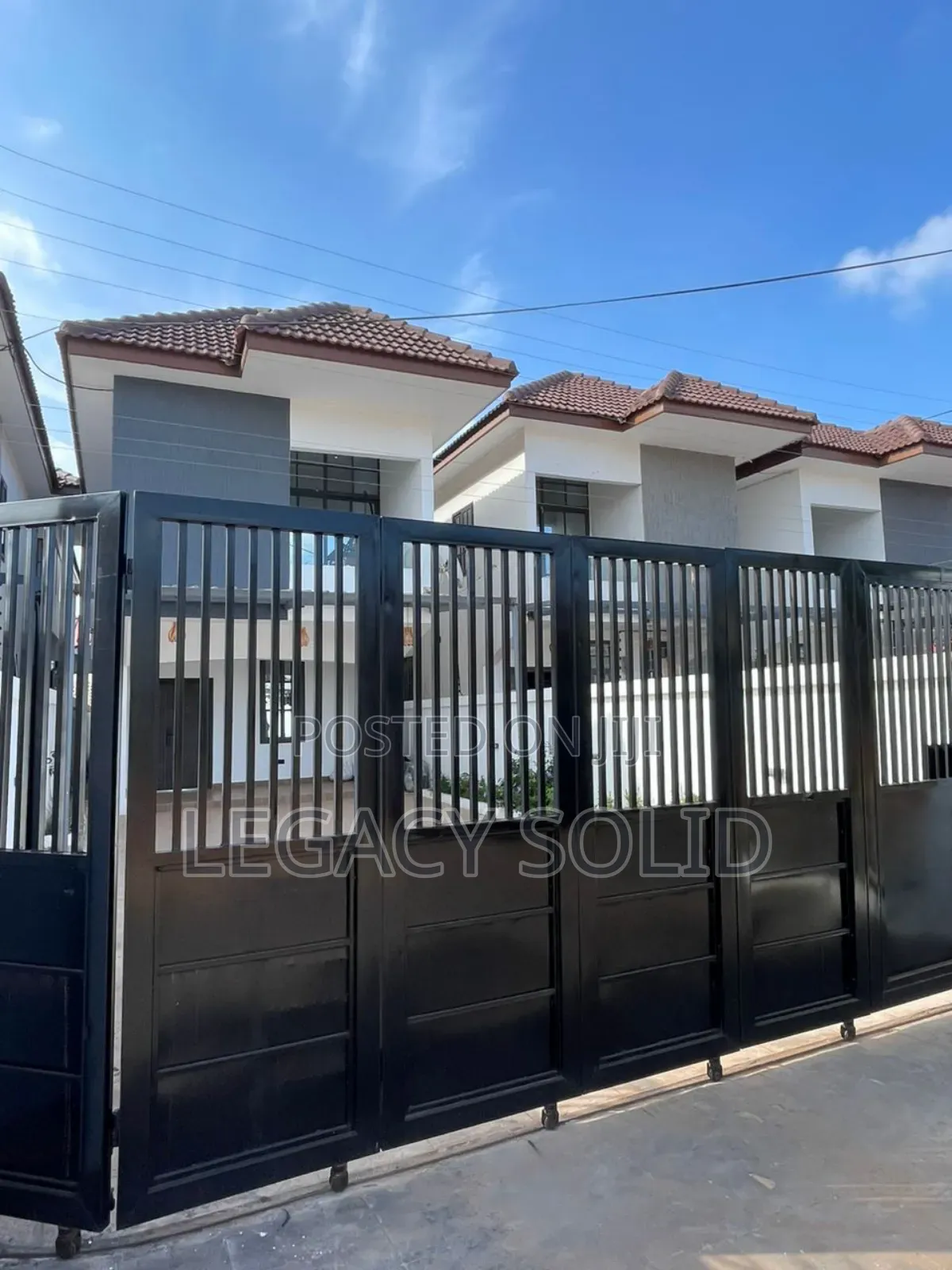 Mini Flat in 𝙻𝚎𝚐𝚊𝚌𝚢 𝚜𝚘𝚕𝚒𝚍 𝚛𝚎𝚊𝚕, Spintex for rent
