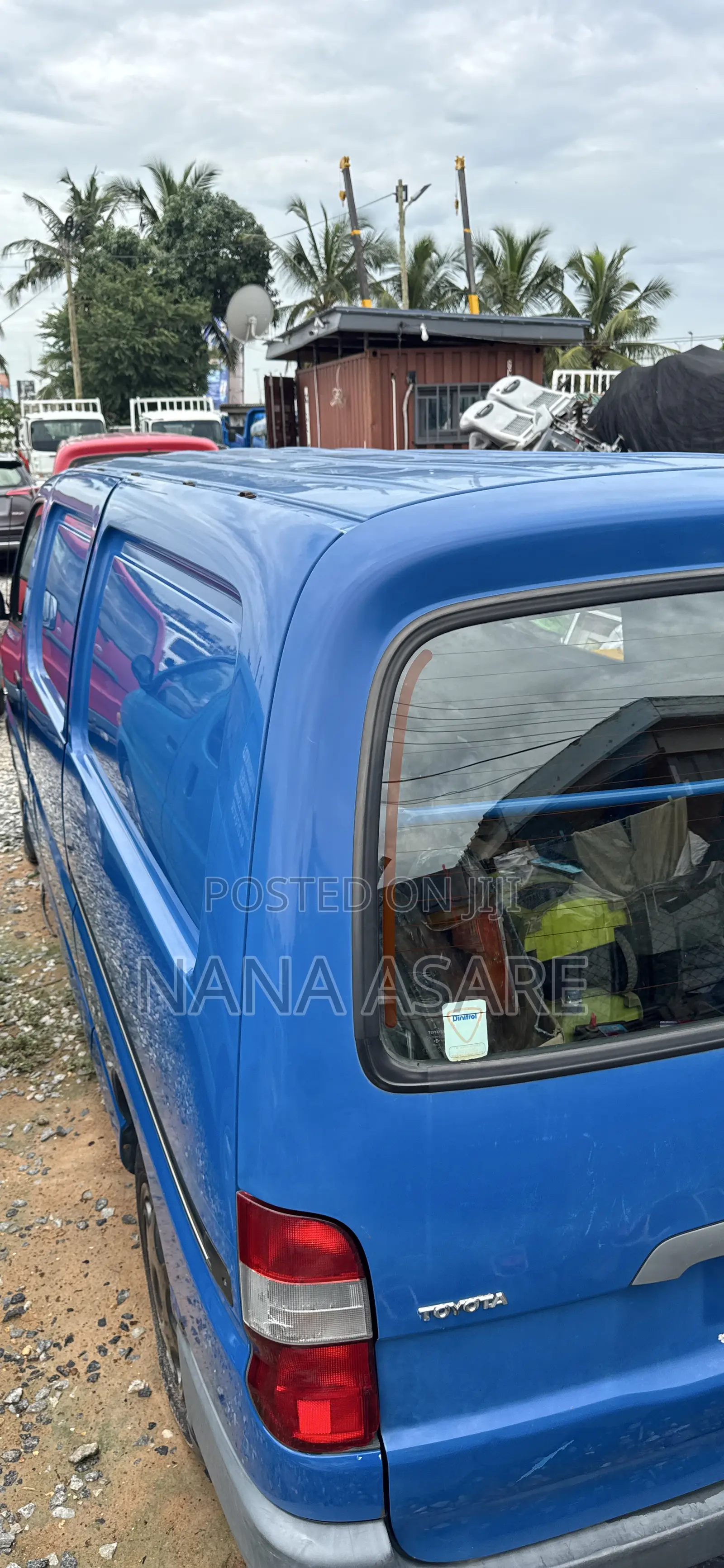 Toyota HiAce 2008 Blue