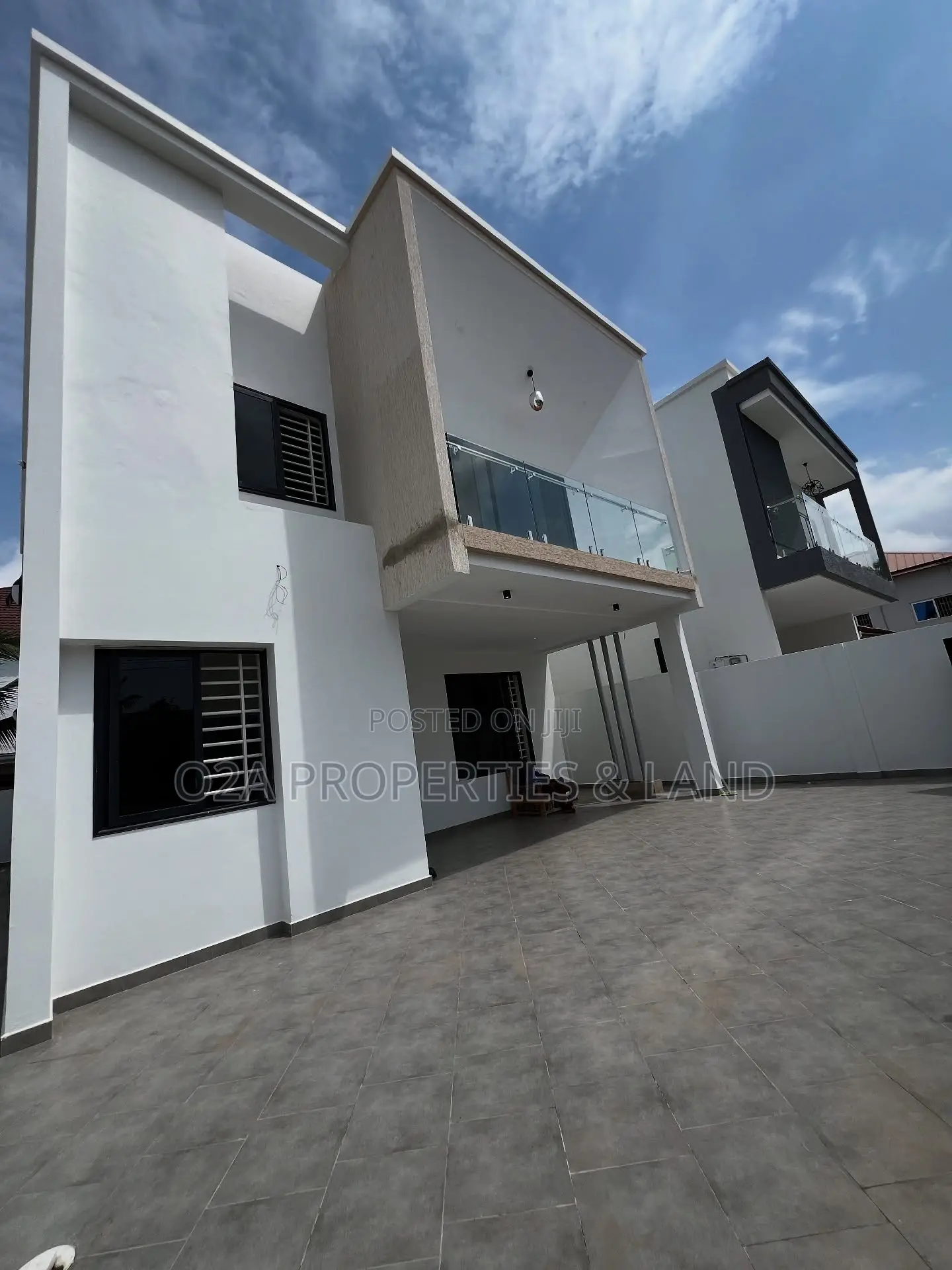 3bdrm House in Spintex, Baatsona Total for sale
