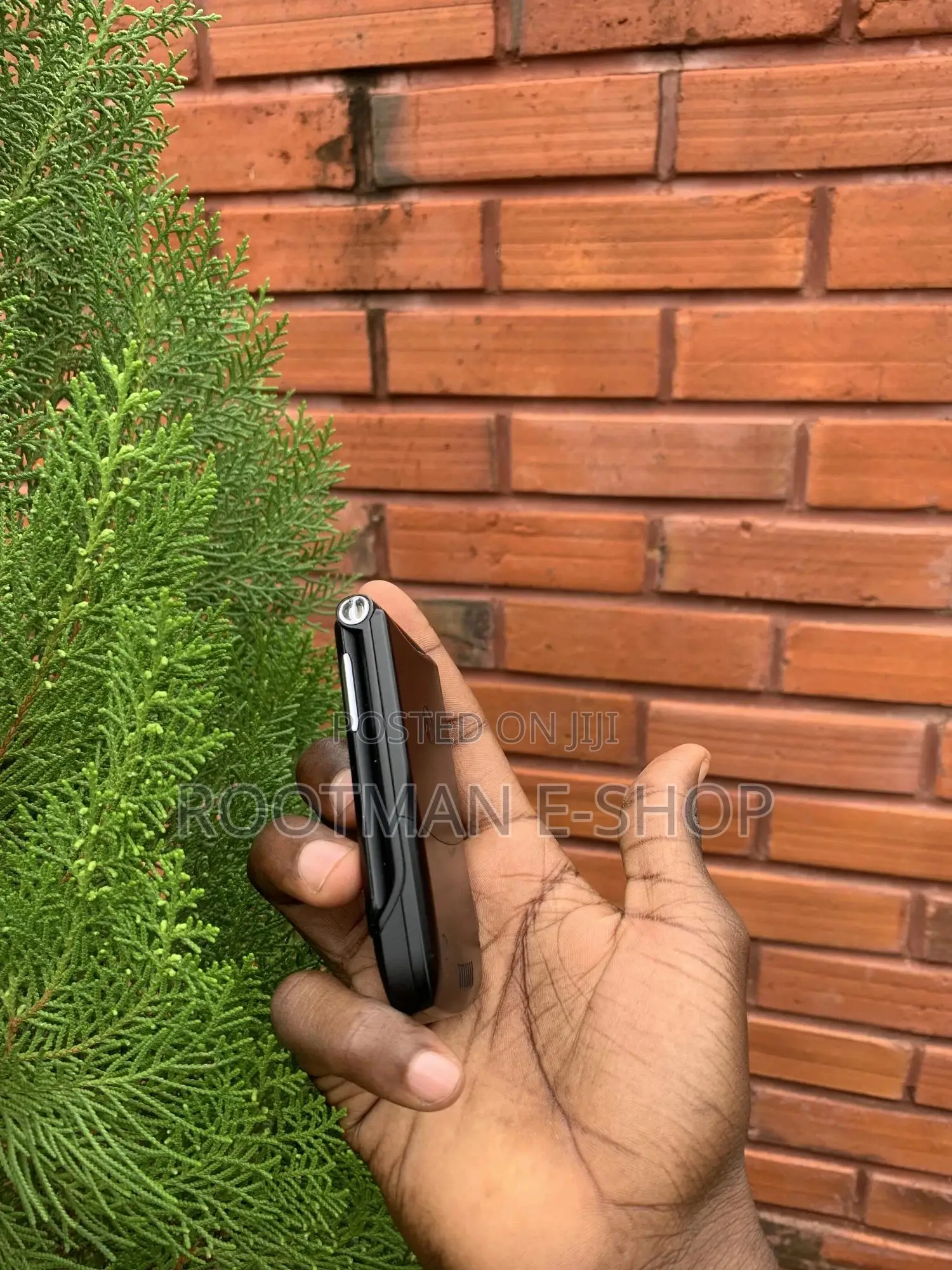 New Motorola RAZR V3 Black