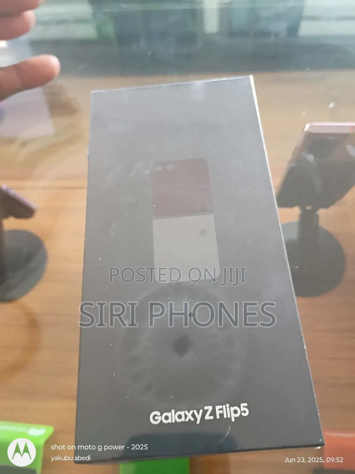 New Samsung Galaxy Z Flip 5 256 GB Green
