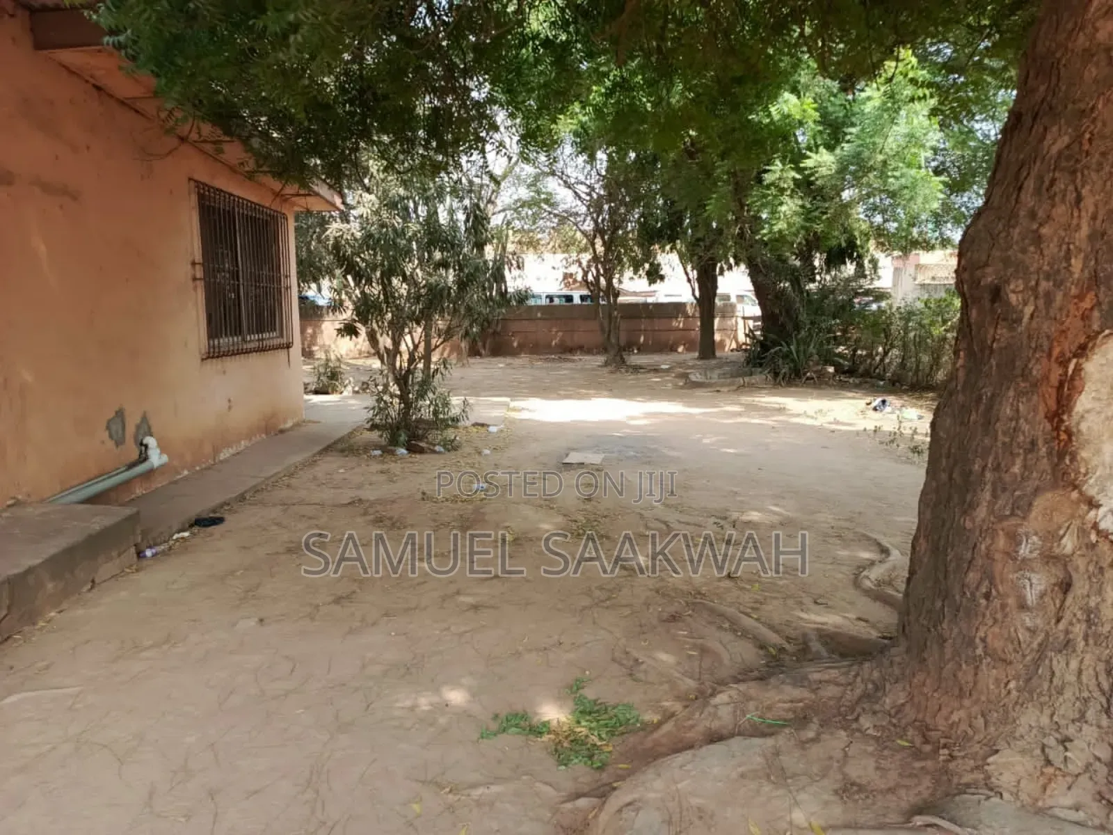 7 Plots for Sale at Lapaz
