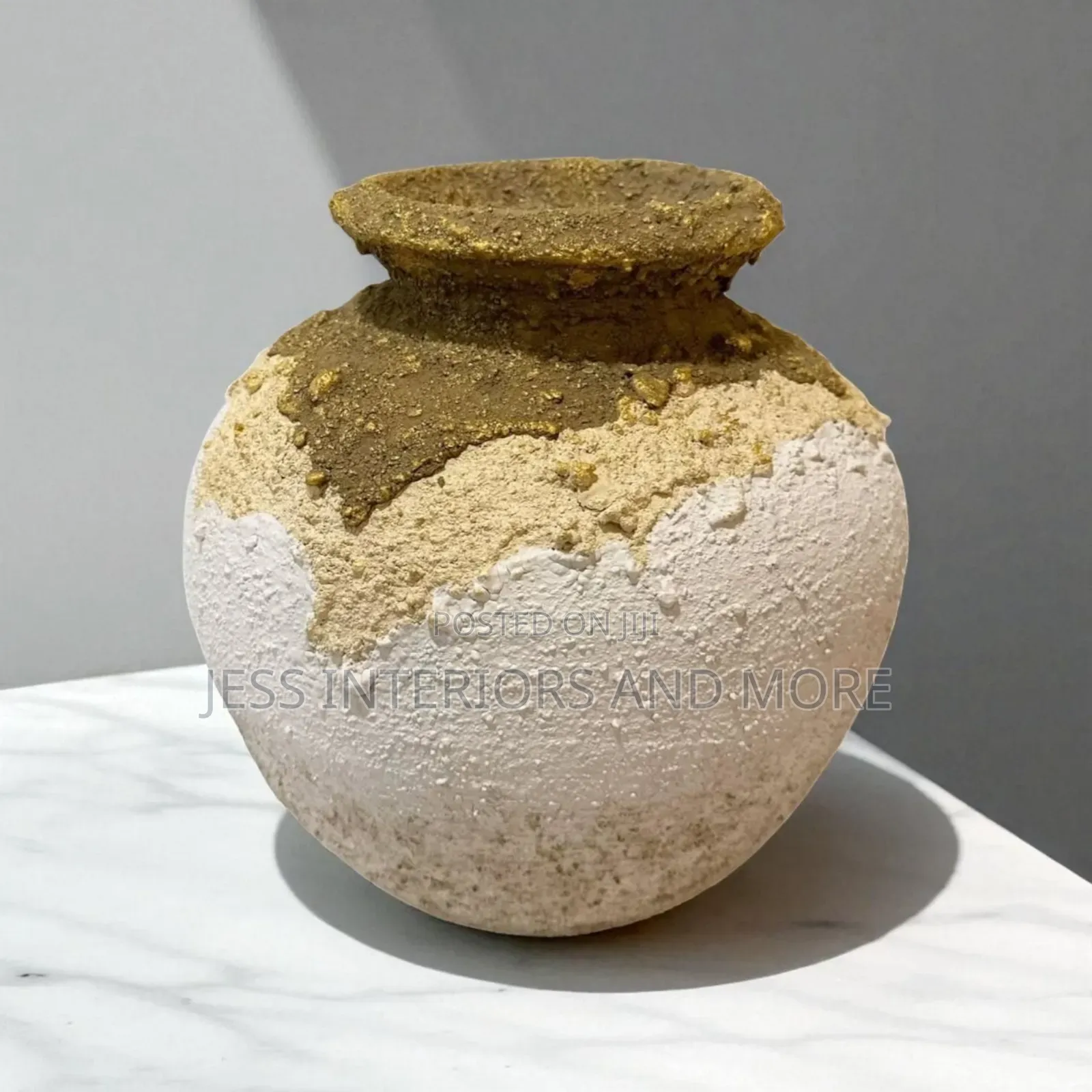 Vase (Textured)