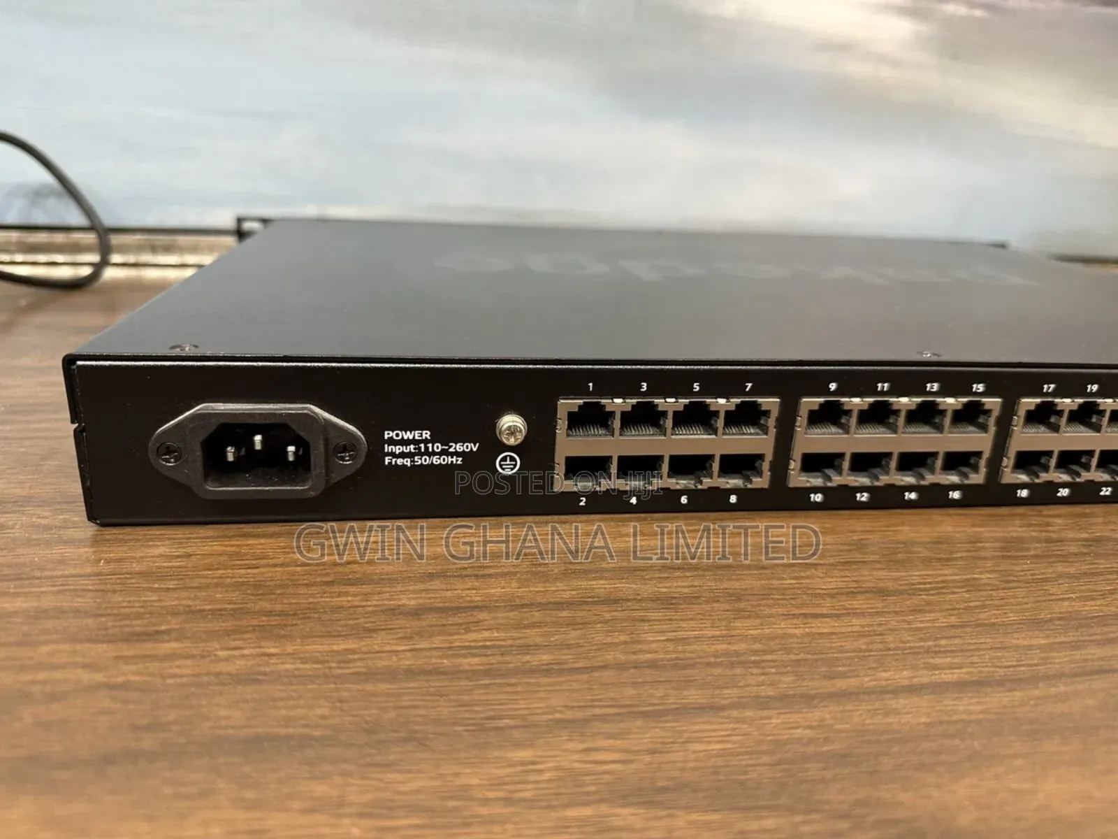 Pakedge 24port Gigabit 8 Gigabit Poe,Sfp. Smart Home Nswitch