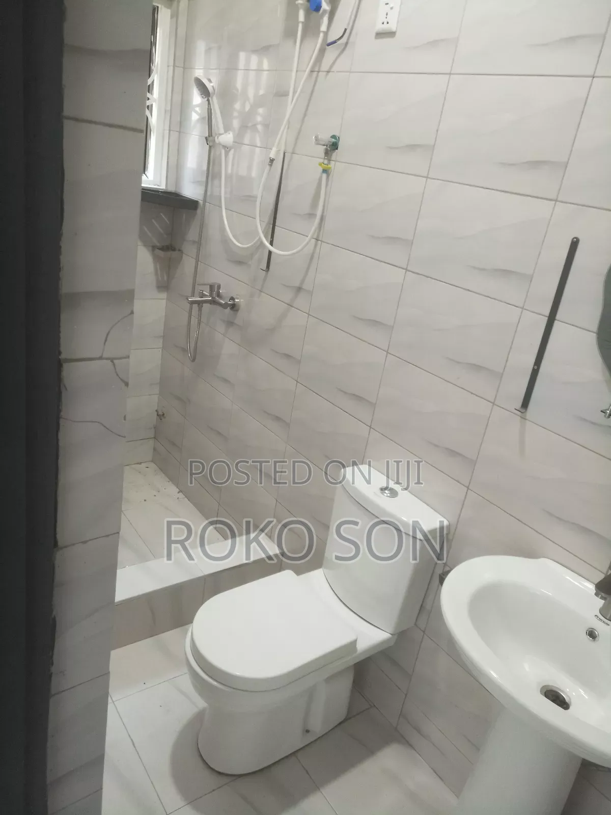 2bdrm Apartment in Dr Roko, Accra Metropolitan for rent