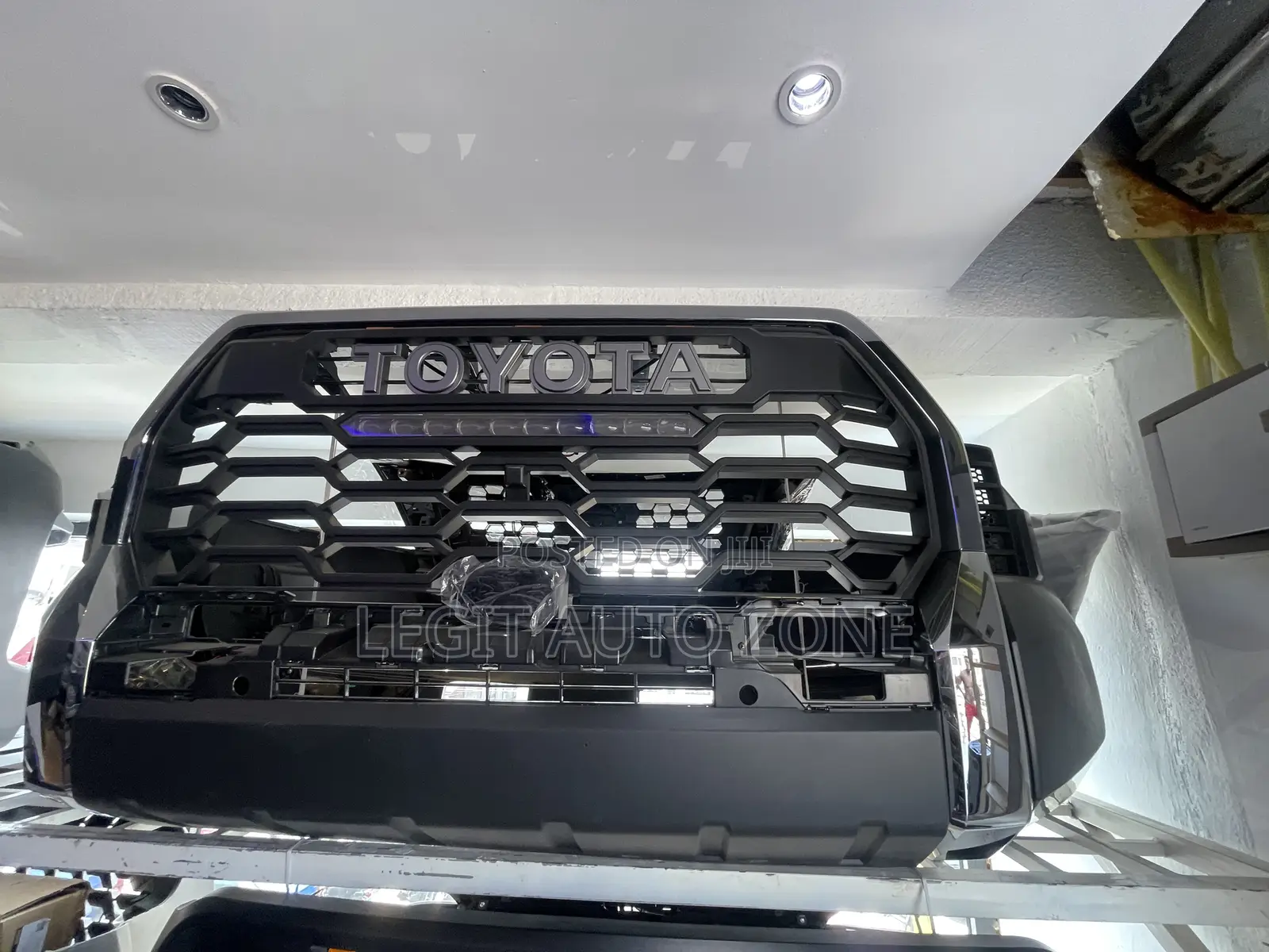 Toyota Tundra 2022,2023,2024, Front Bumper Complete