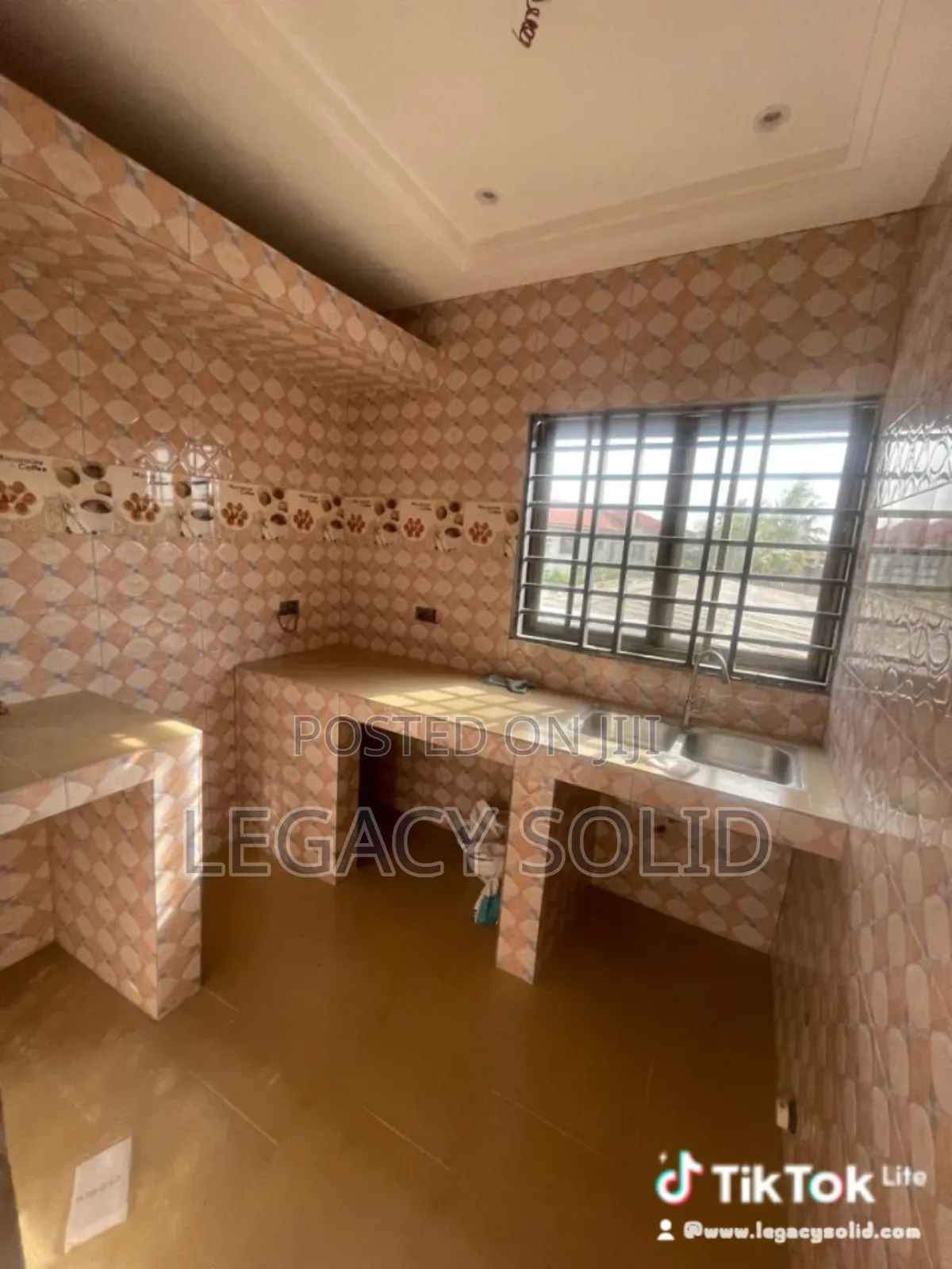 1bdrm Apartment in 𝙻𝚎𝚐𝚊𝚌𝚢 𝚜𝚘𝚕𝚒𝚍 𝚛𝚎𝚊𝚕, Teshie for rent