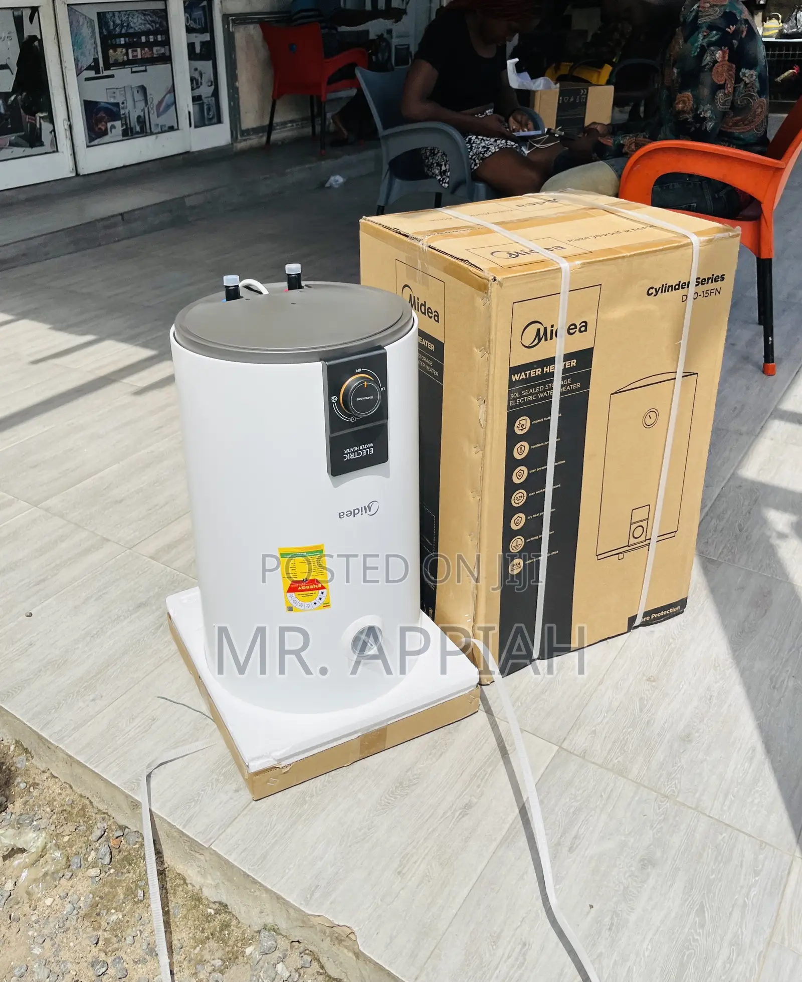 Well Built Midea 30ltrs Water Heater(White) 