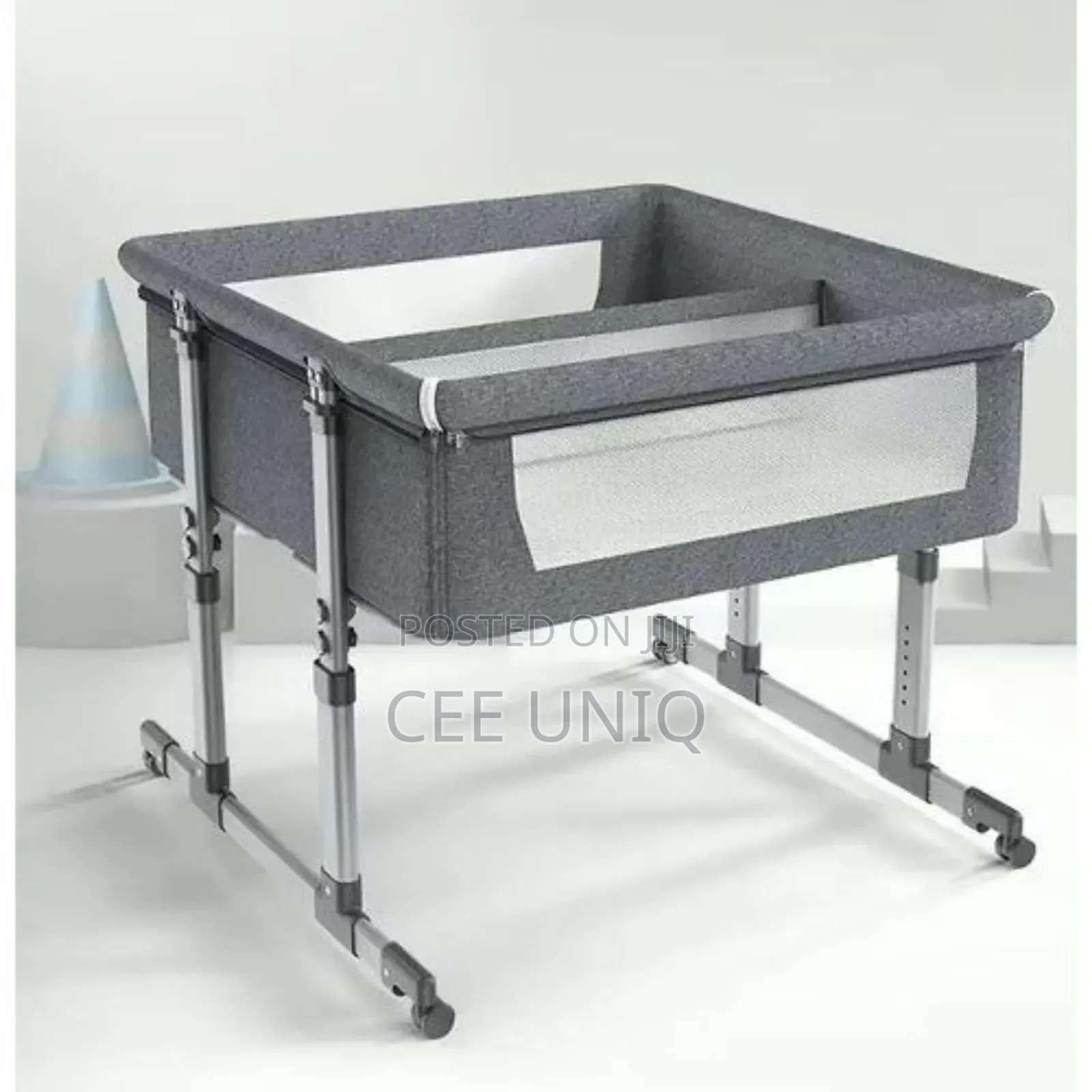 Adjustable Heigh Baby Twin Cot Next to Me Bed