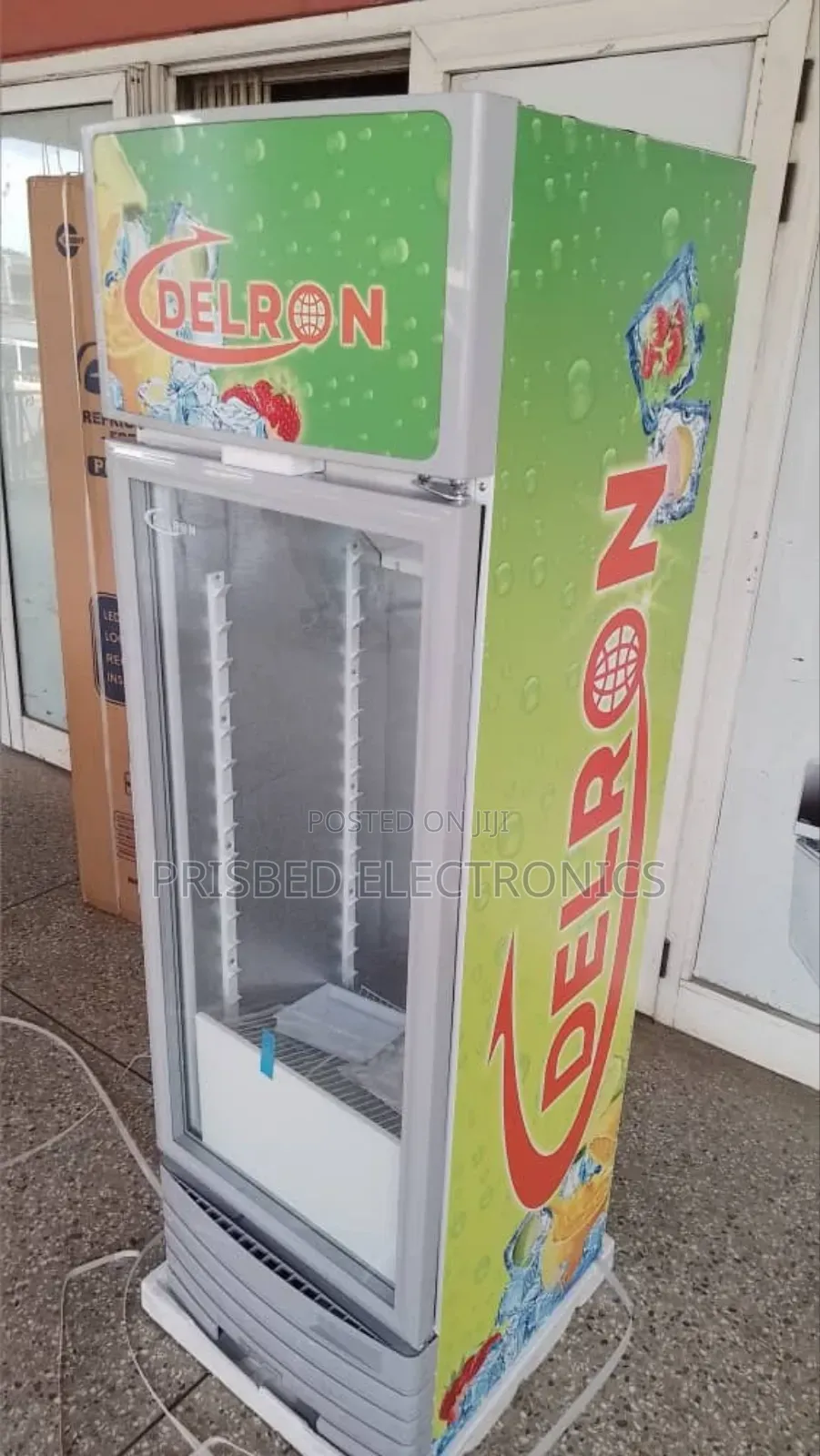 Delron Display/Showcase Fridge 209 Litres