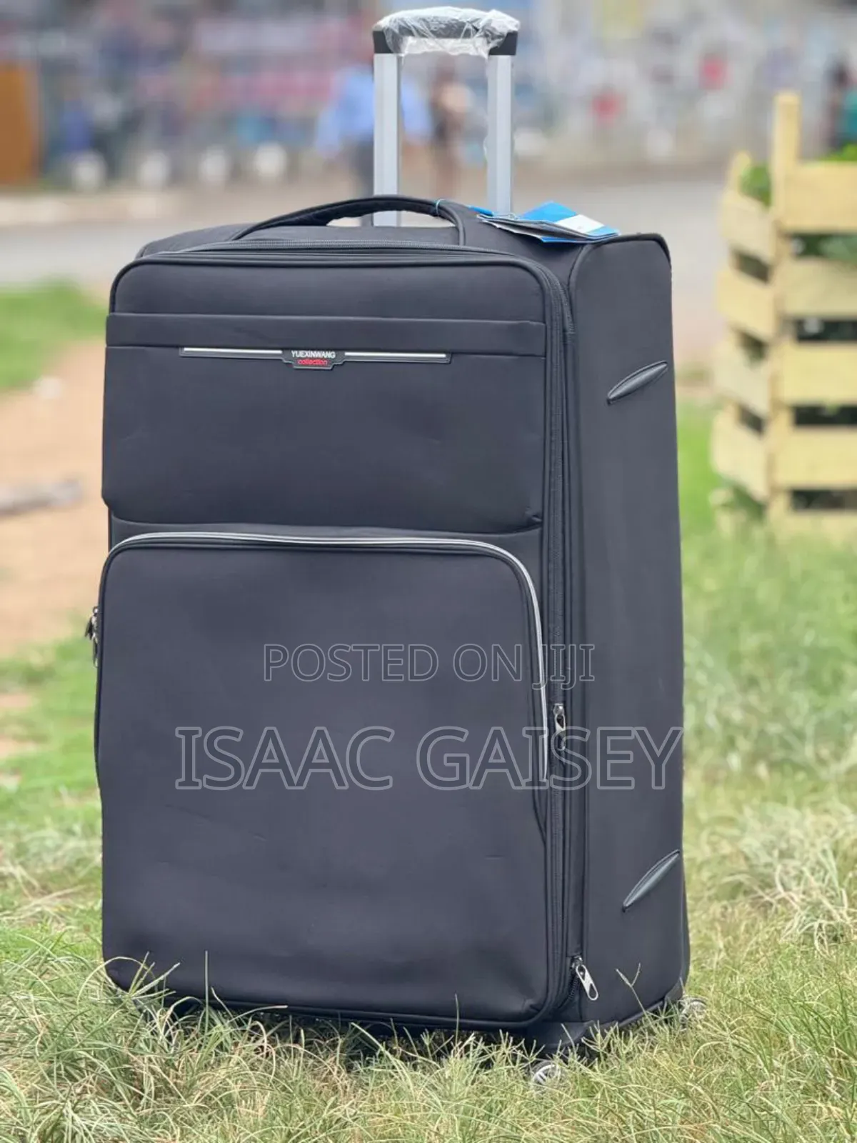Size 32" Extra Large Material Luggages/ Travel Bags