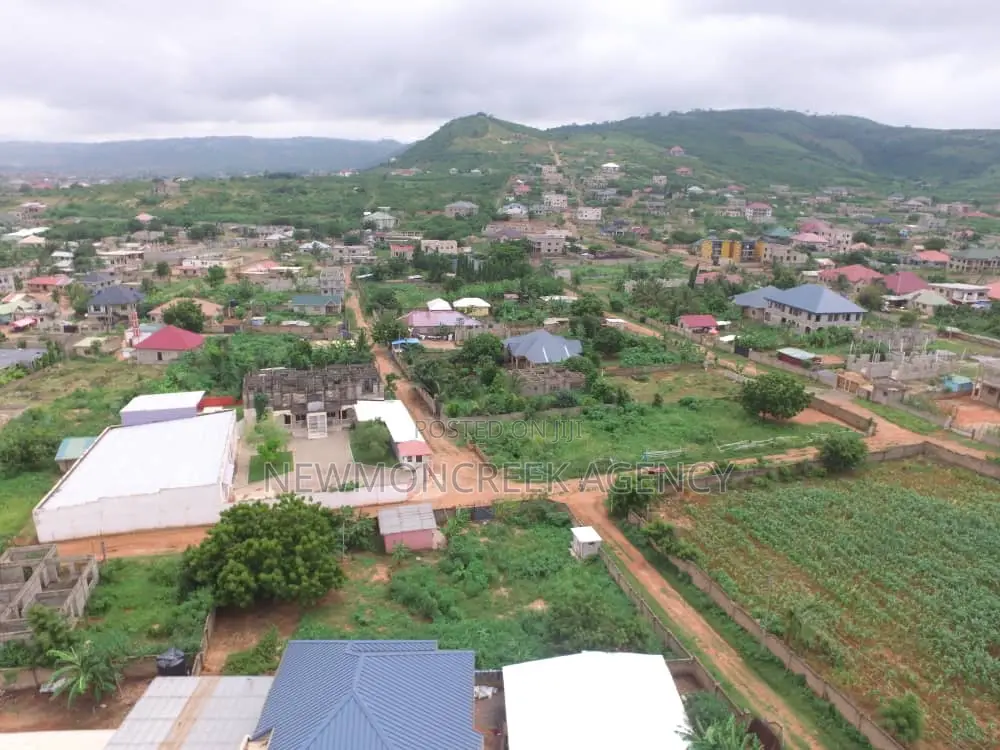 1and 1/2 Plot for Sale at Oyibi