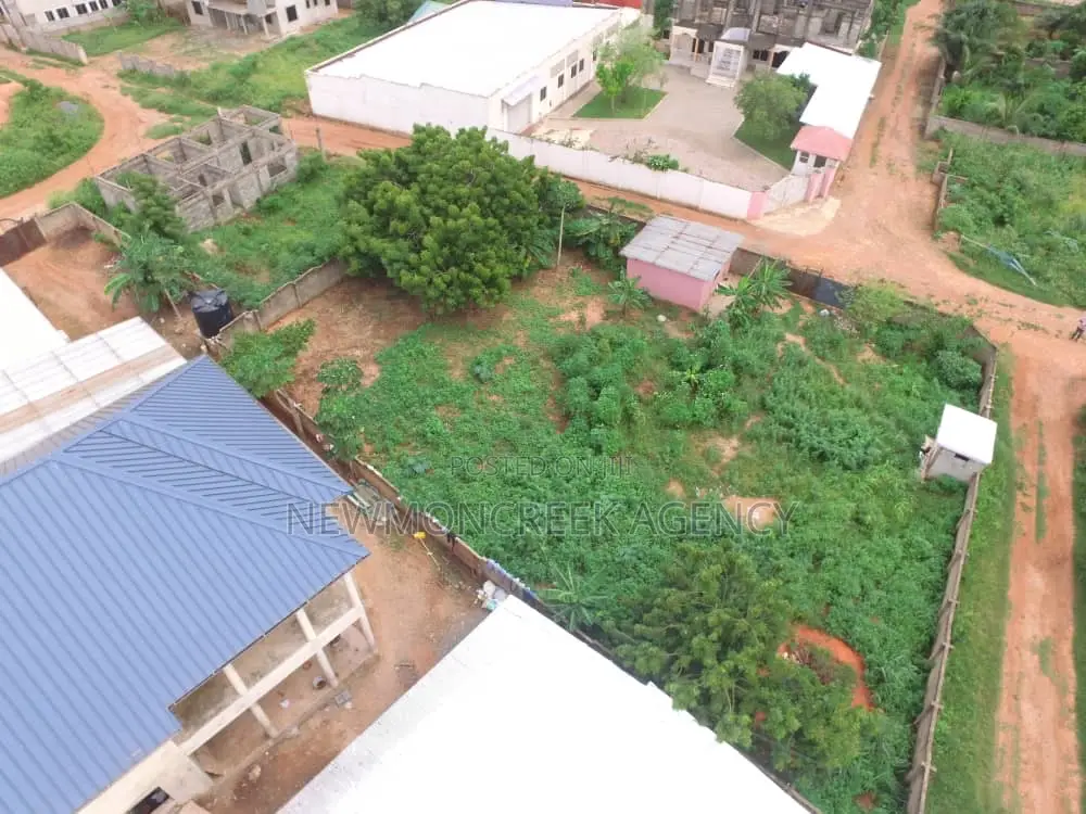 1and 1/2 Plot for Sale at Oyibi