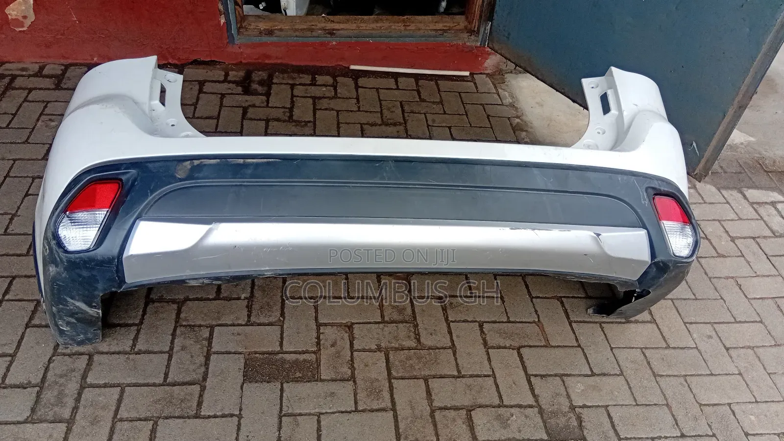 Outlander 2016 2018 Back Bumper Complete