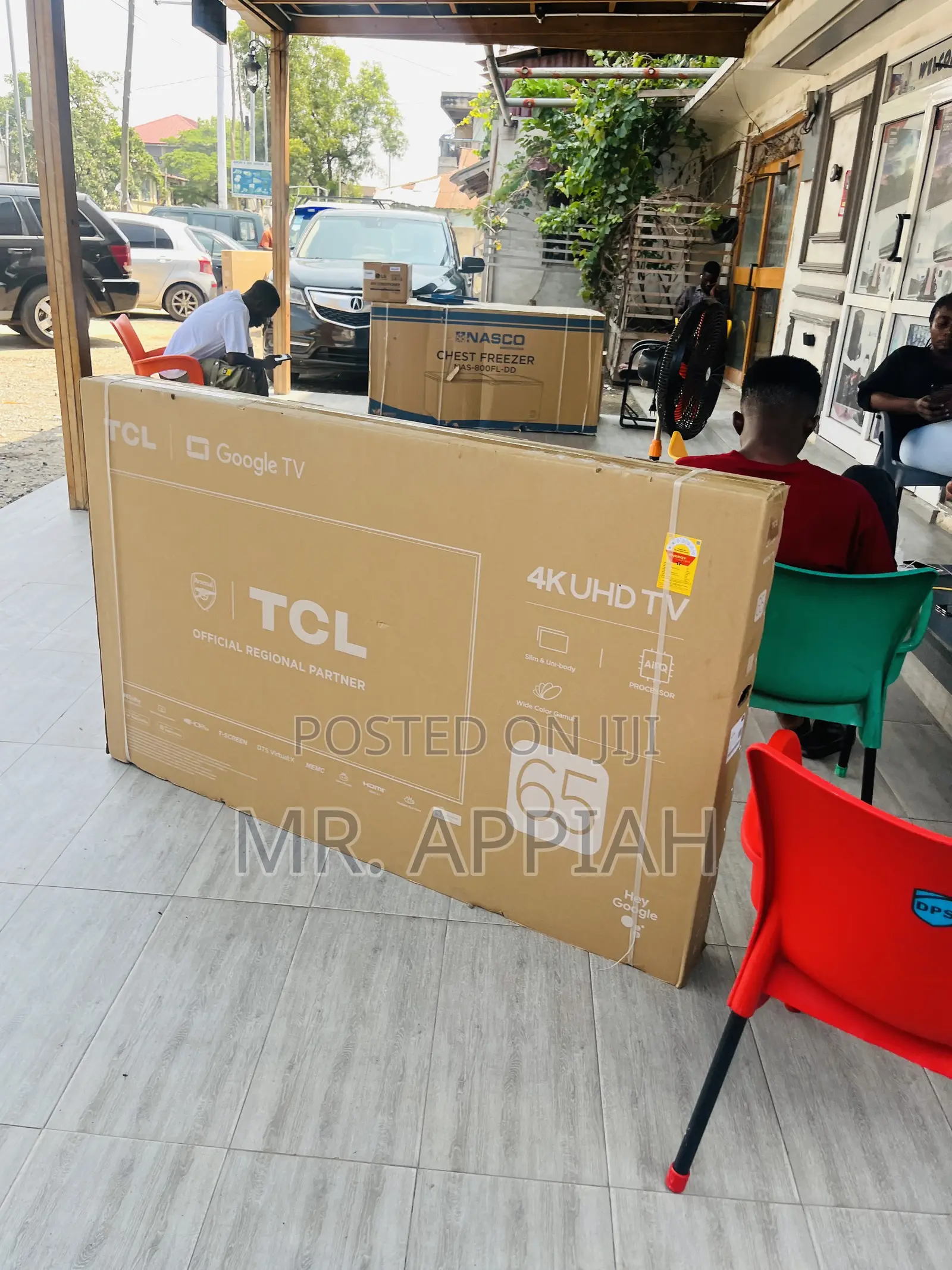 Beautiful Made TCL 65” Uhd Smart Television.