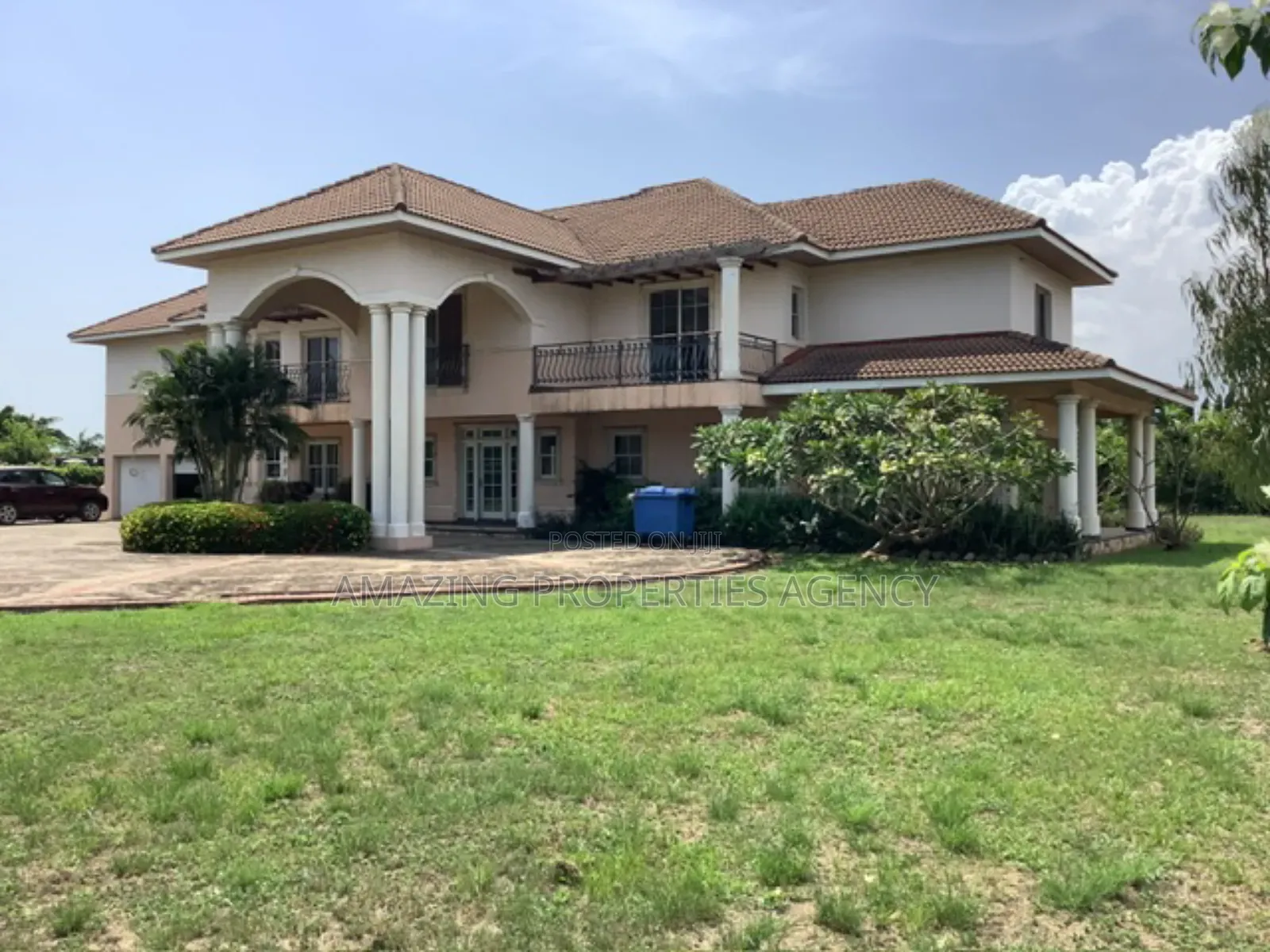 5bdrm House in East Legon for sale