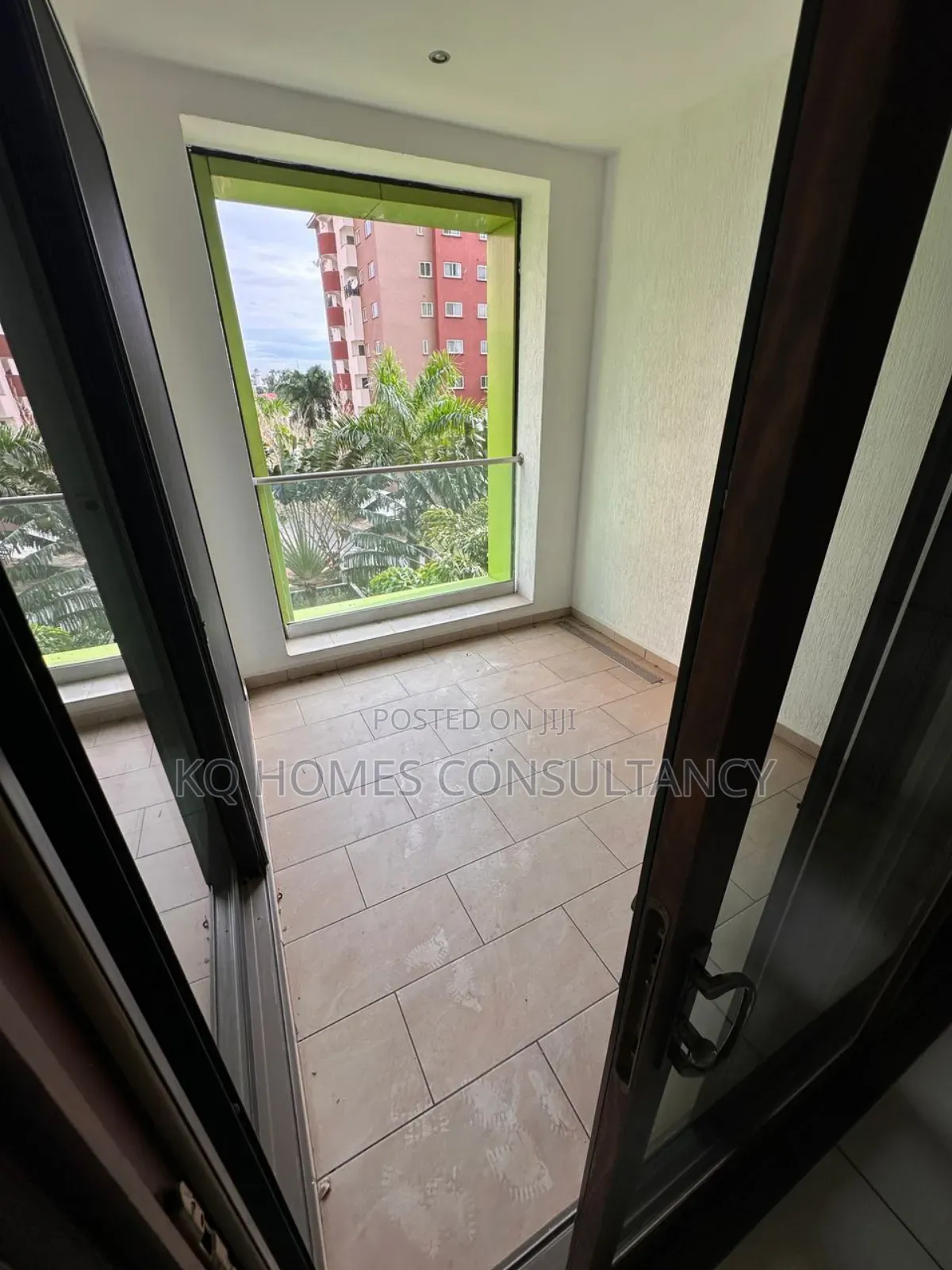 2bdrm Apartment in Villagio, Airport Residential Area for sale