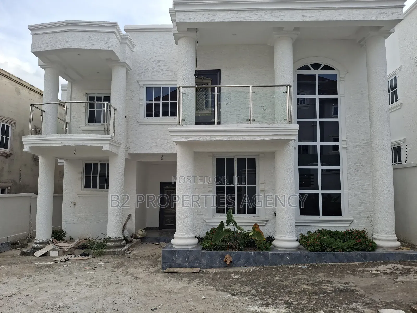 Furnished 4bdrm Duplex in B2 Properties Agency, Kumasi Metropolitan