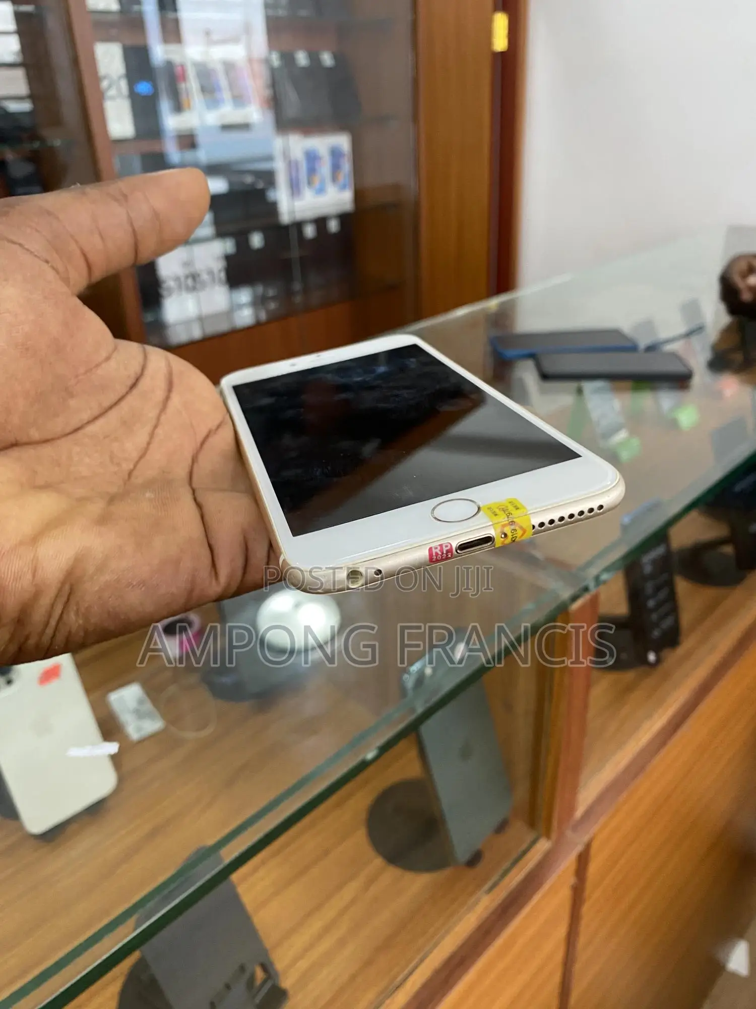 Apple iPhone 6s Plus 64 GB Gold