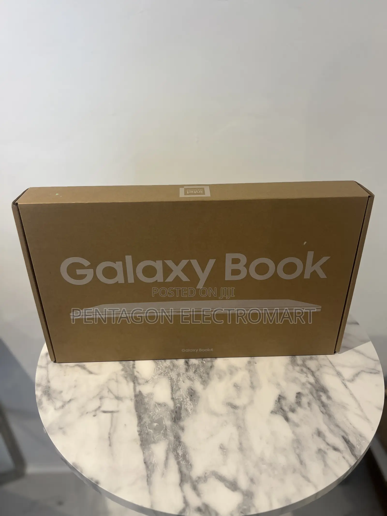New Laptop Samsung Galaxy Book4 8GB Intel Core Ultra 5 SSD 256GB