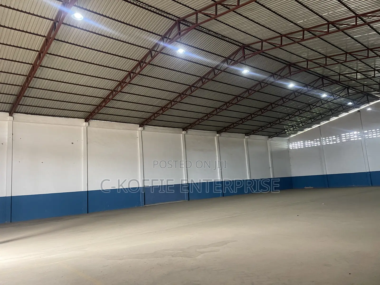 1000 SQM Warehouse at Airport