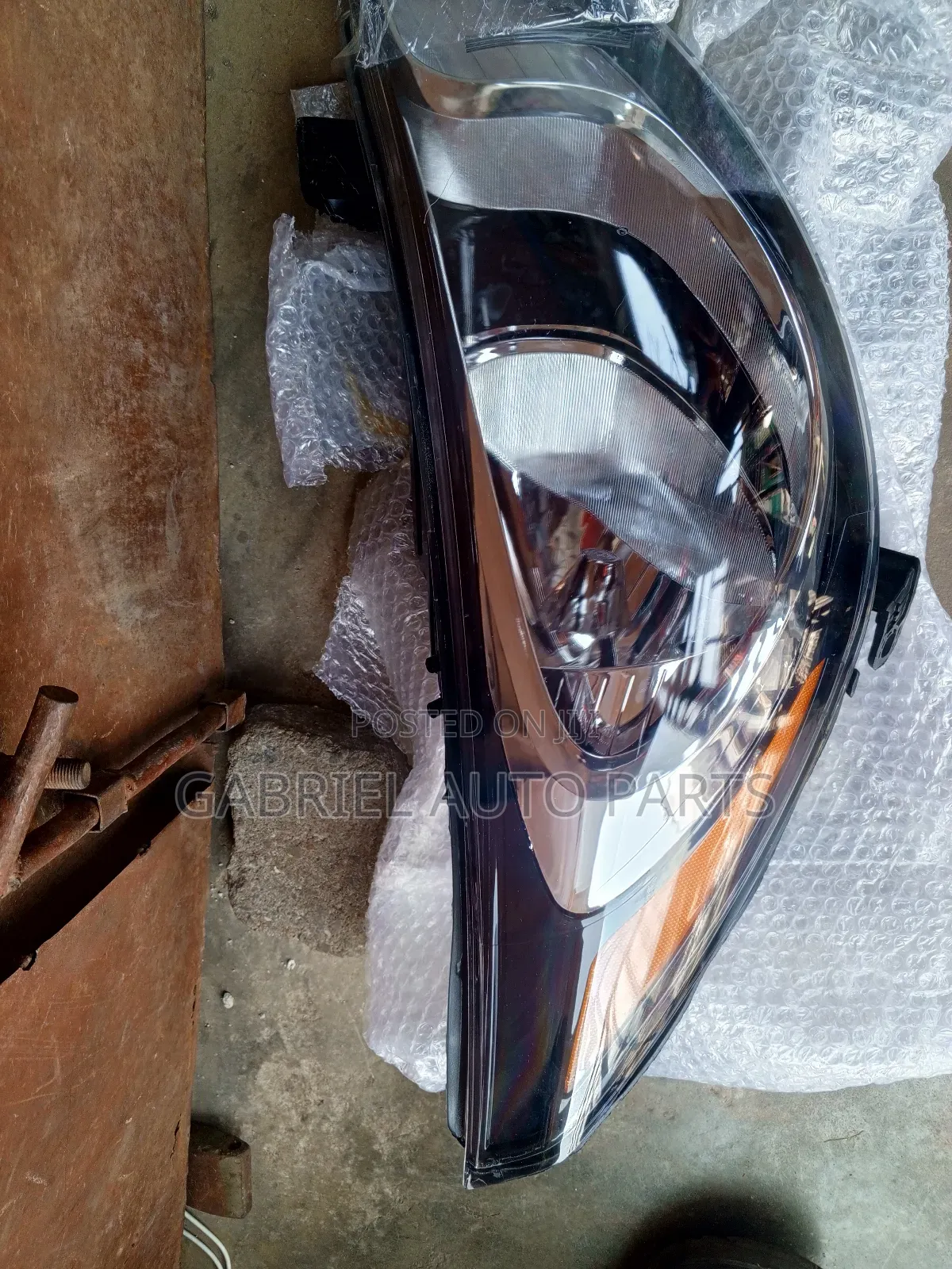 (1set)Hyundai Accent Headlights 2012,2013,2014