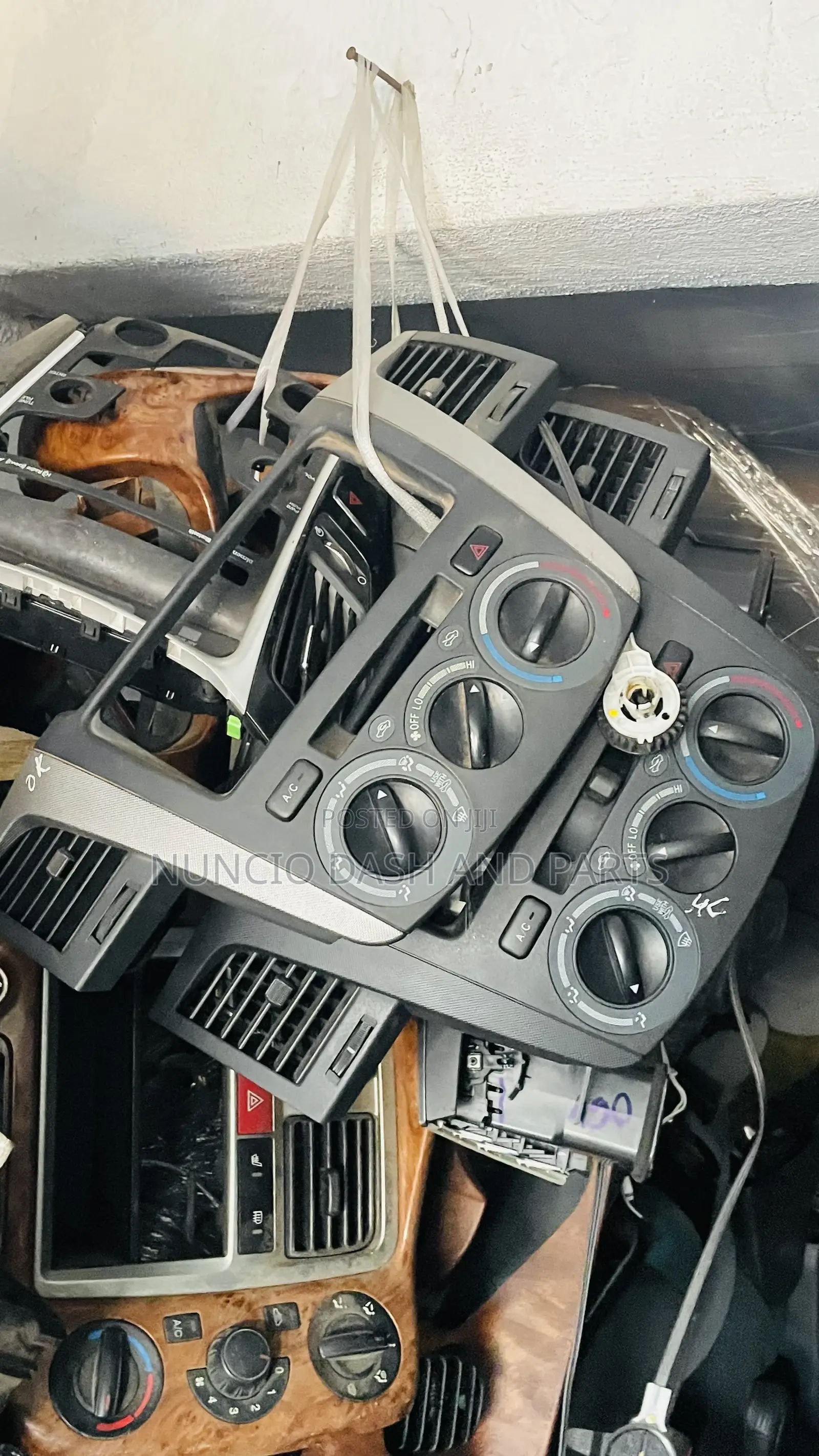 Toyota Hillux 2010 Dashboard Ac Face
