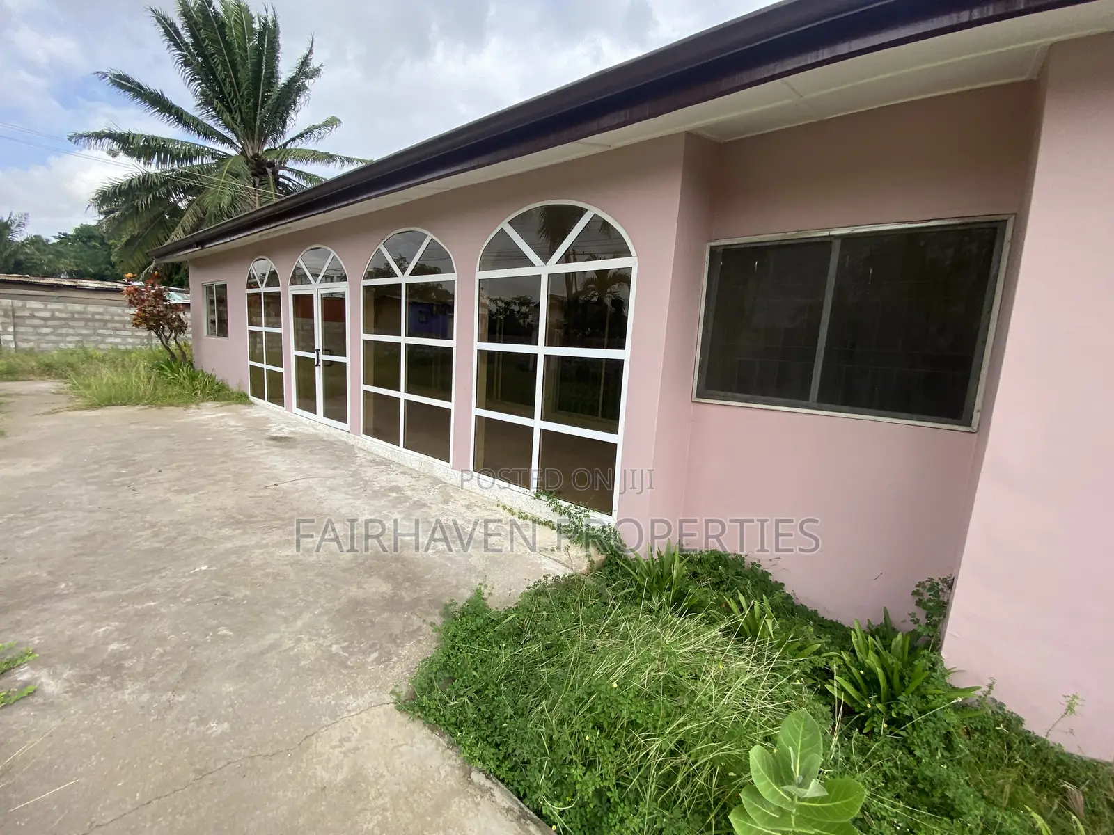 Space for Rent (5 Bedrooms) for Office, Restaurant