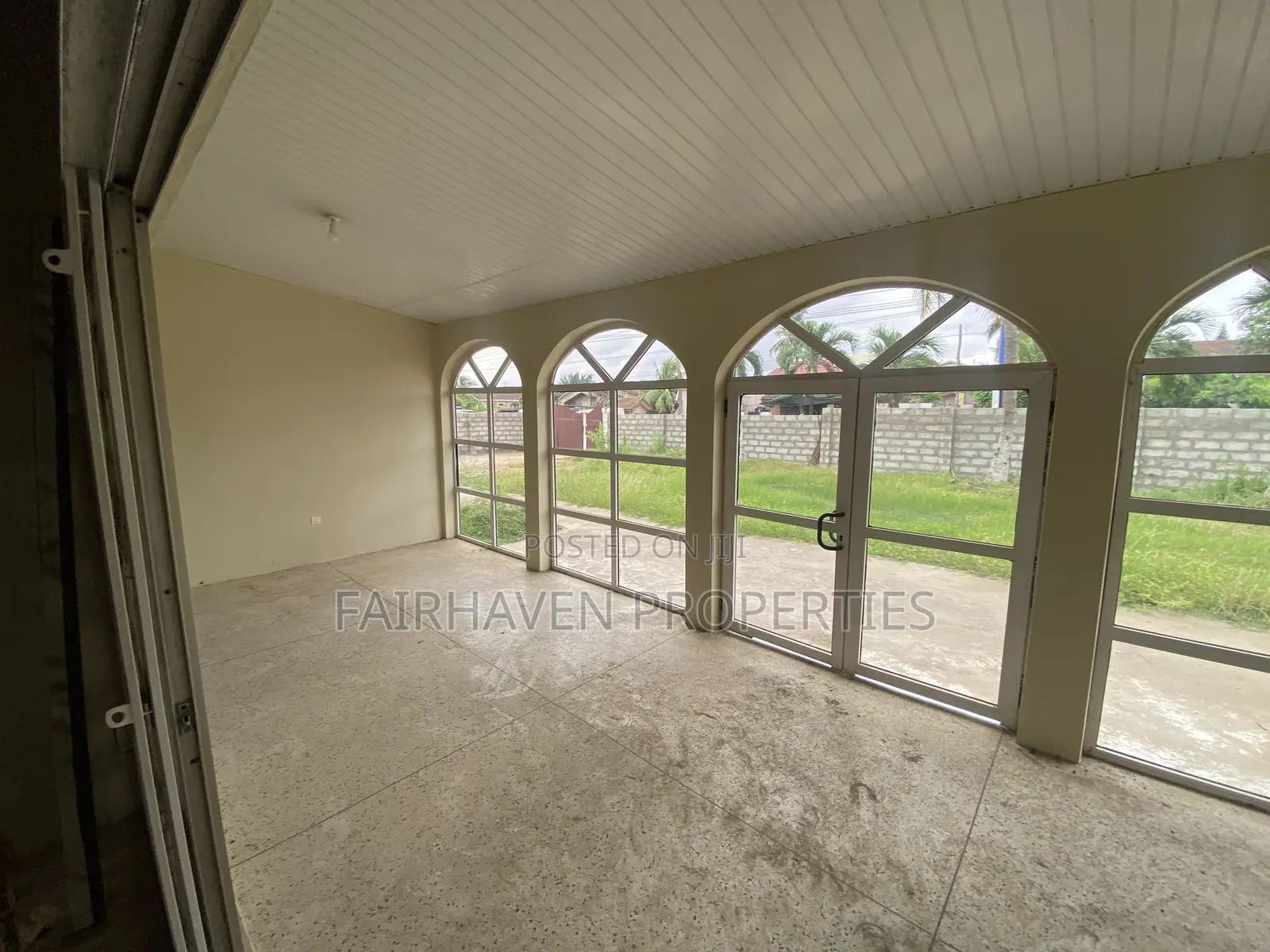 Space for Rent (5 Bedrooms) for Office, Restaurant