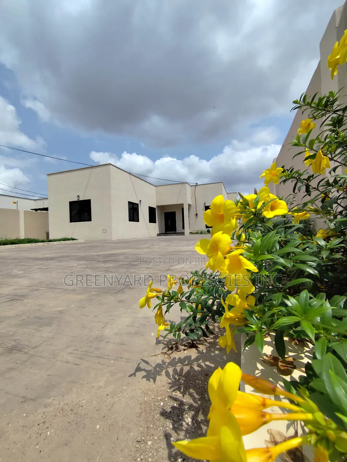 3bdrm House in East Legon Hills for sale