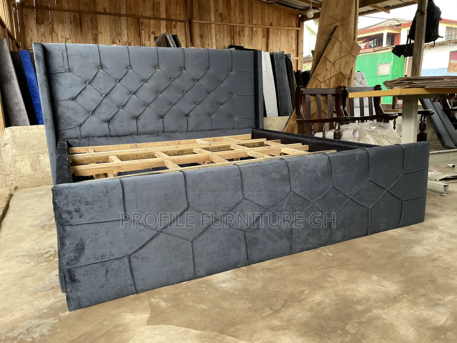 Fantastics And Amazing Queen Size 72x75// Luxurious And Durable