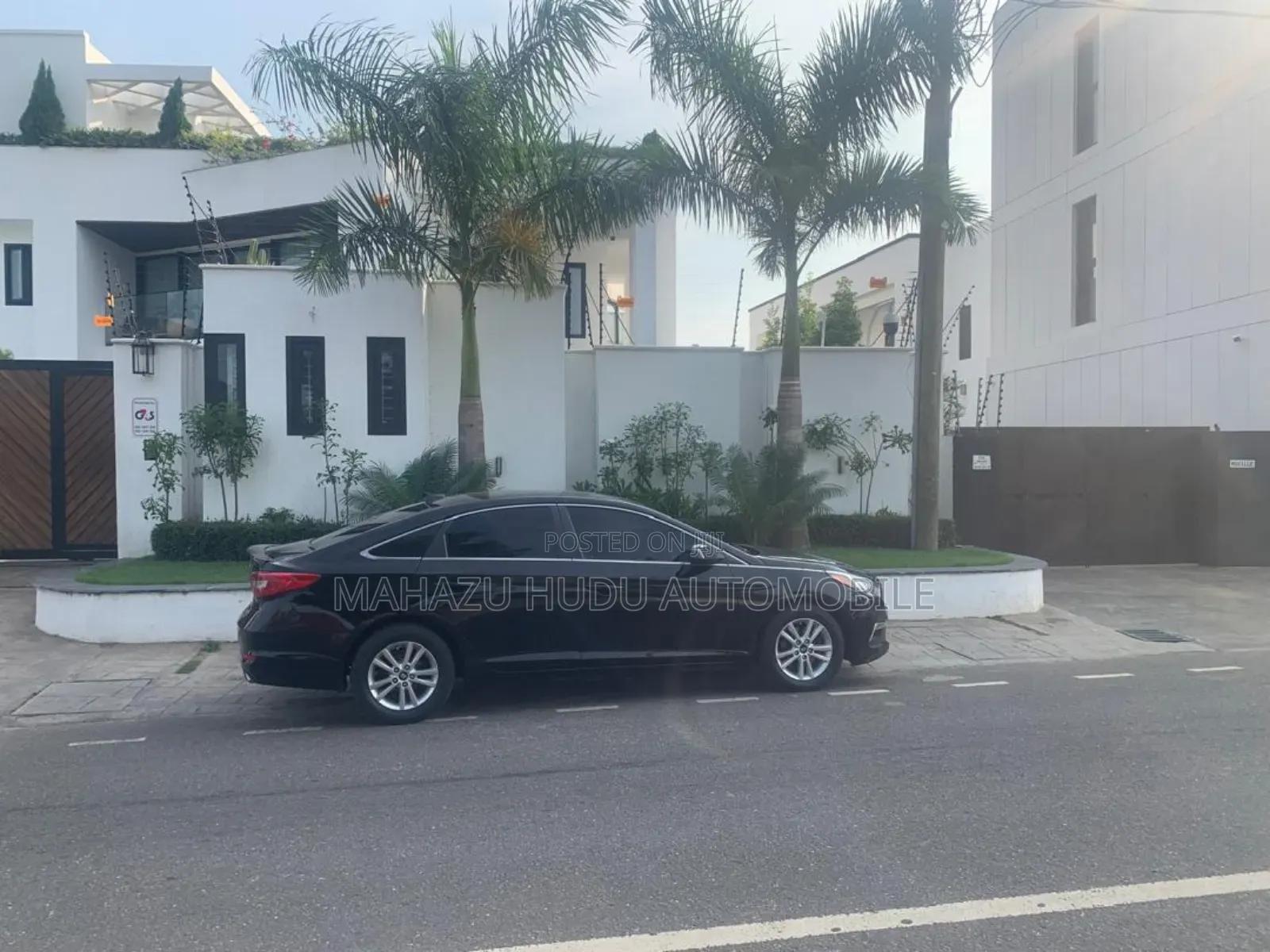 Hyundai Sonata Base Sedan FWD (2.4L 4cyl 6A) 2017 Black