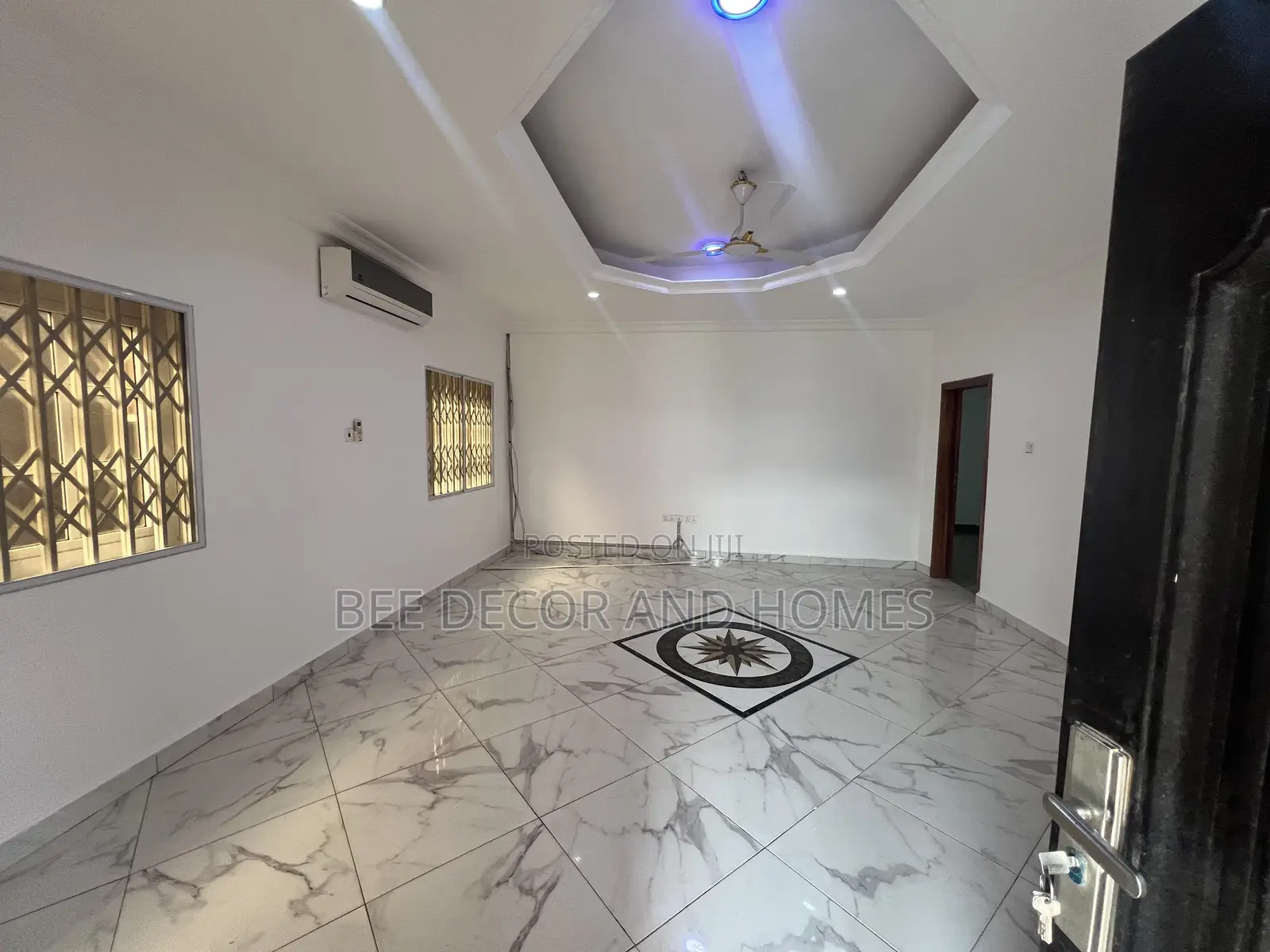 3bdrm Apartment in Bee Decor & Homes, Old Ashomang for rent