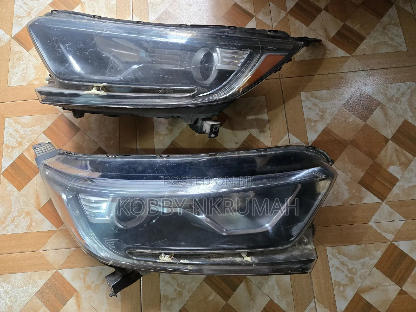 Honda CRV Headlights Pair