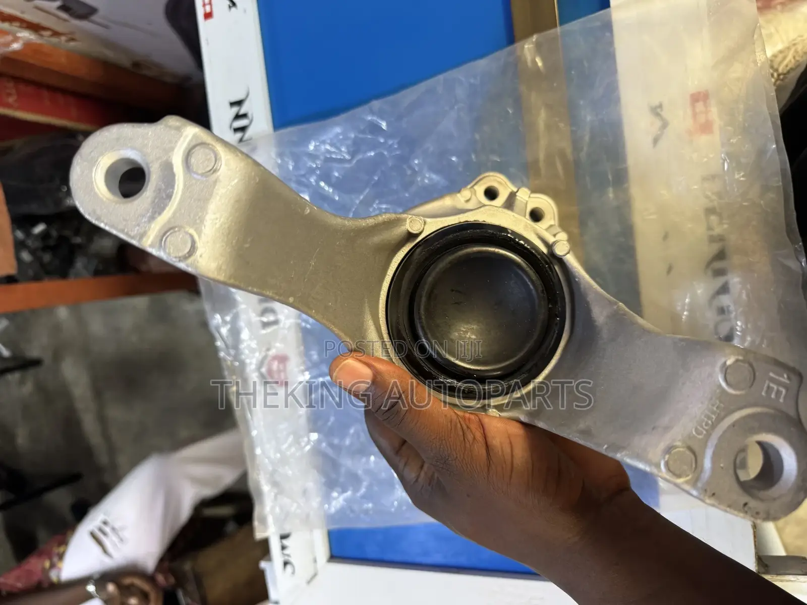 Honda CRV 2017,2018,2019 Engine Seat.
