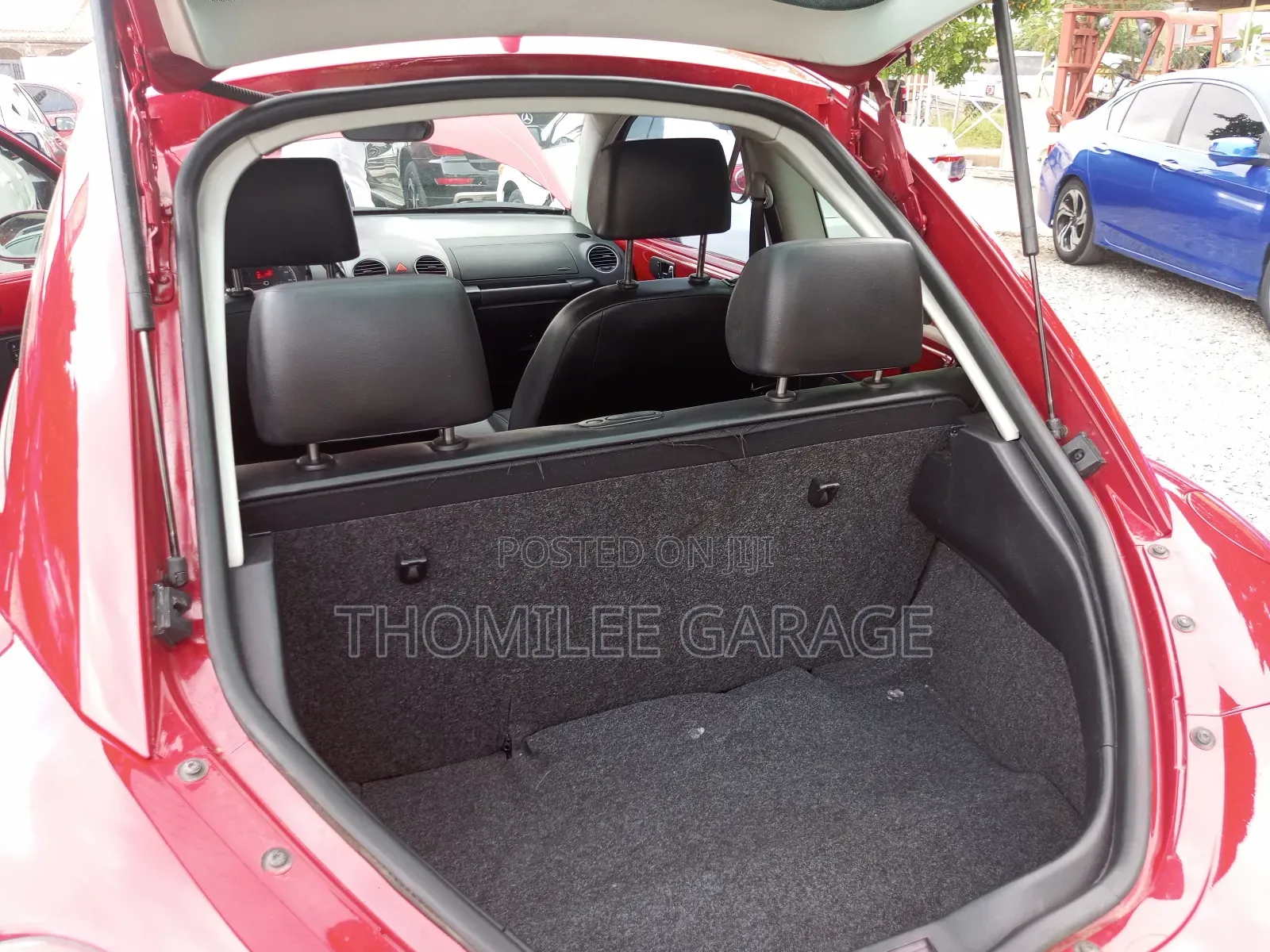 Volkswagen Beetle 2010 Red