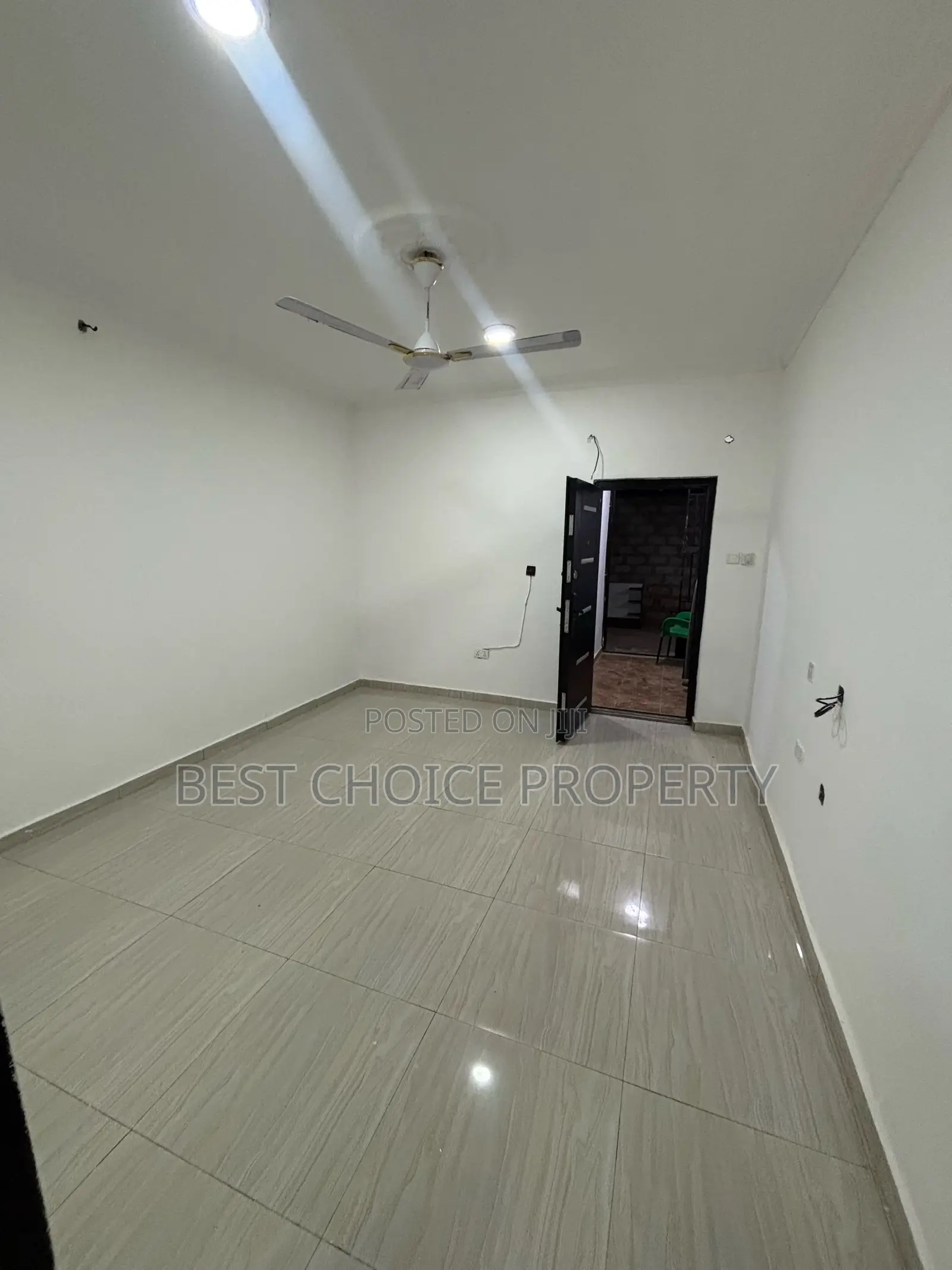 1bdrm Apartment in Lakeside Community for rent