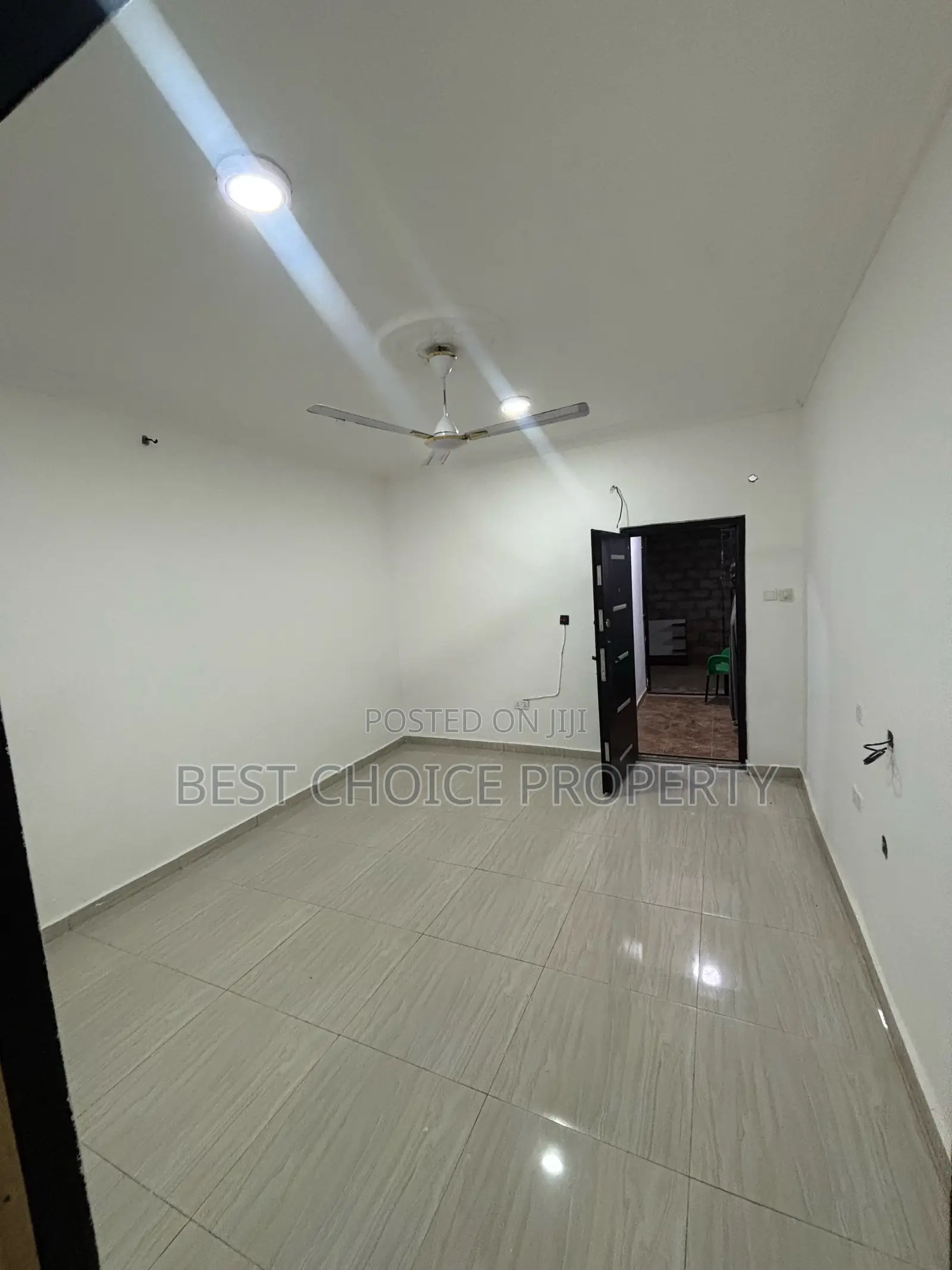 1bdrm Apartment in Lakeside Community for rent