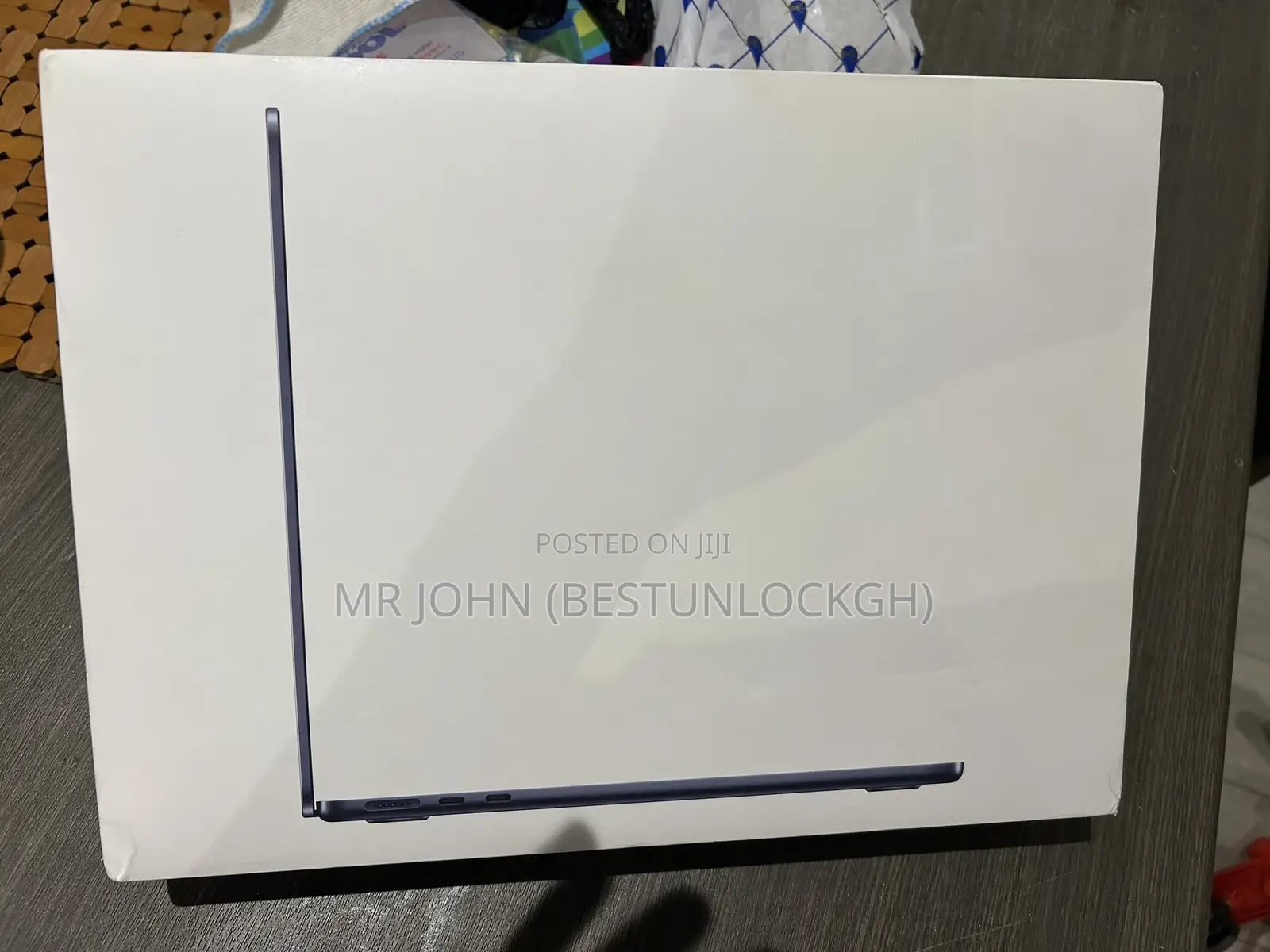 New Laptop Apple MacBook Air 2025 M4 13-Inch 24GB Apple M4 SSD 512GB