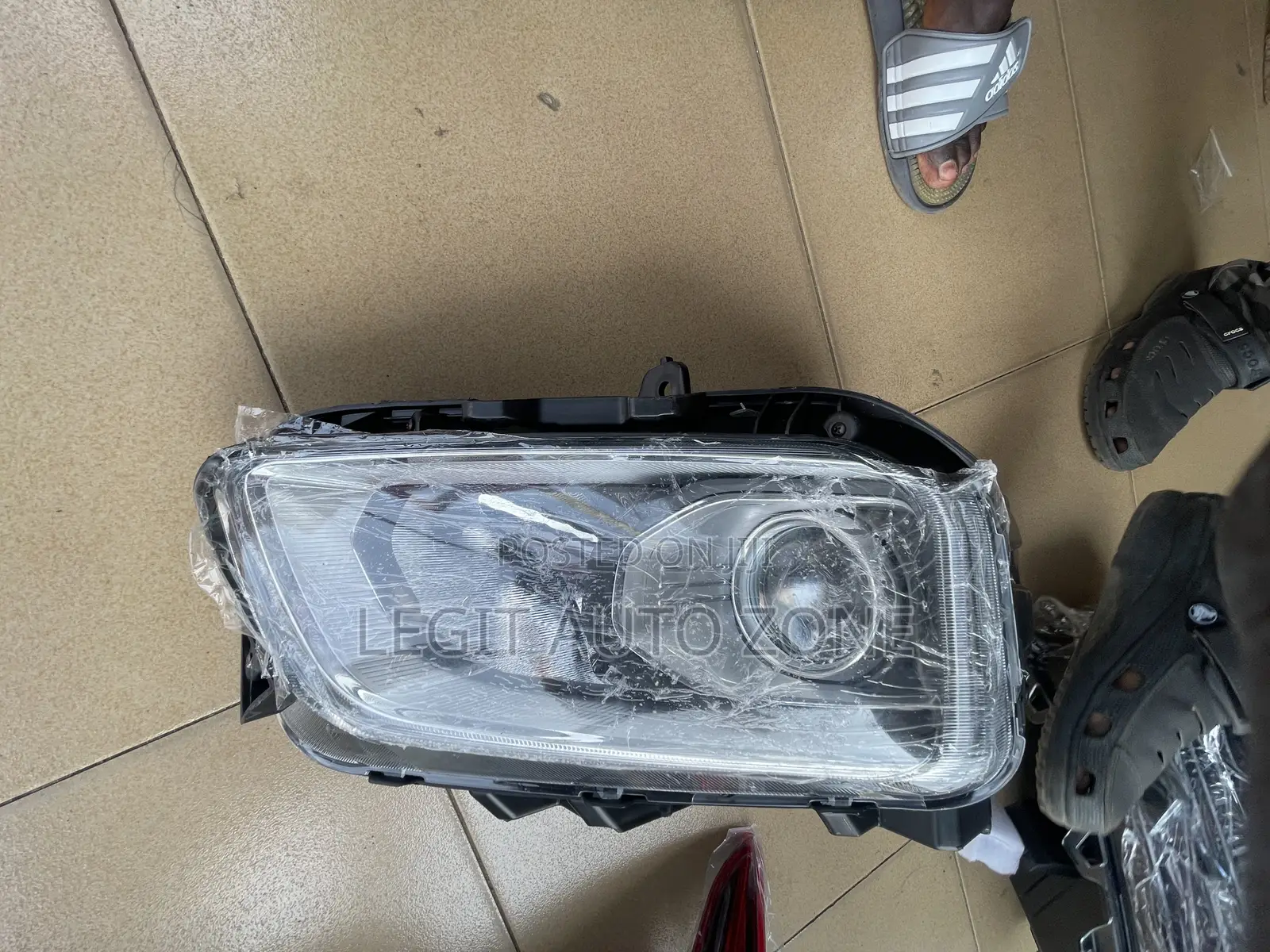 Hyundai Kona 2018,2019,2020, Headlight Available