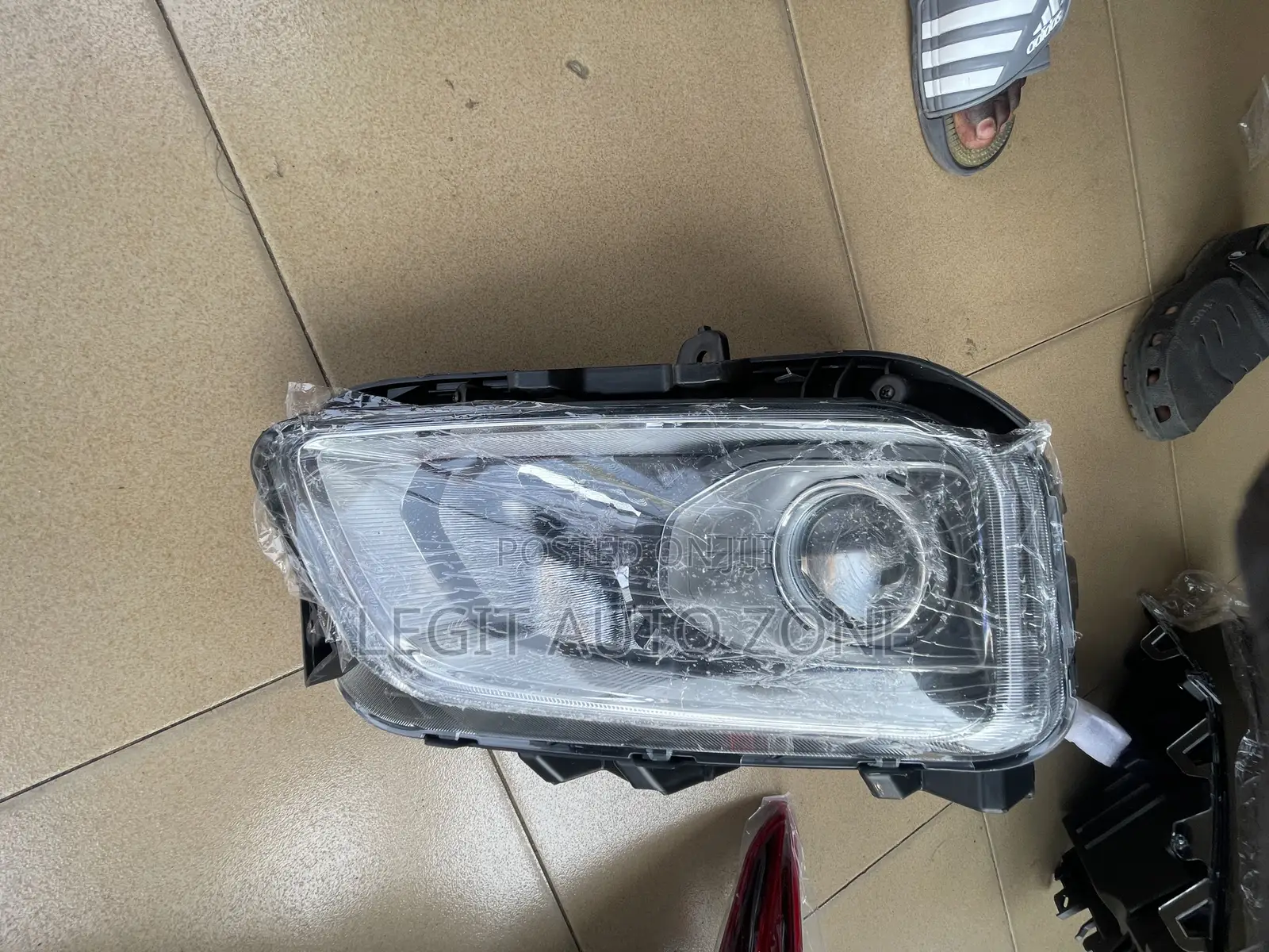Hyundai Kona 2018,2019,2020, Headlight Available