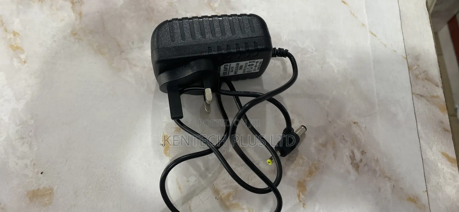 12v2a Adapter