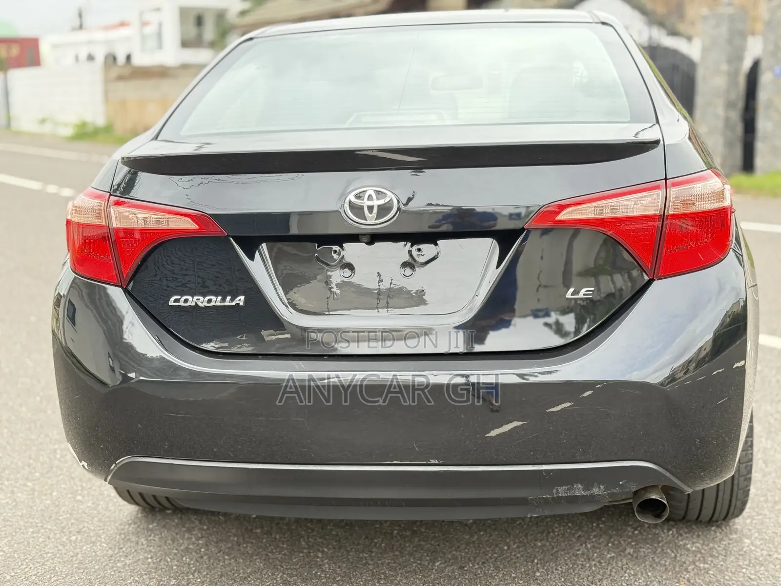 Toyota Corolla LE (1.8L 4cyl 2A) 2018 Black