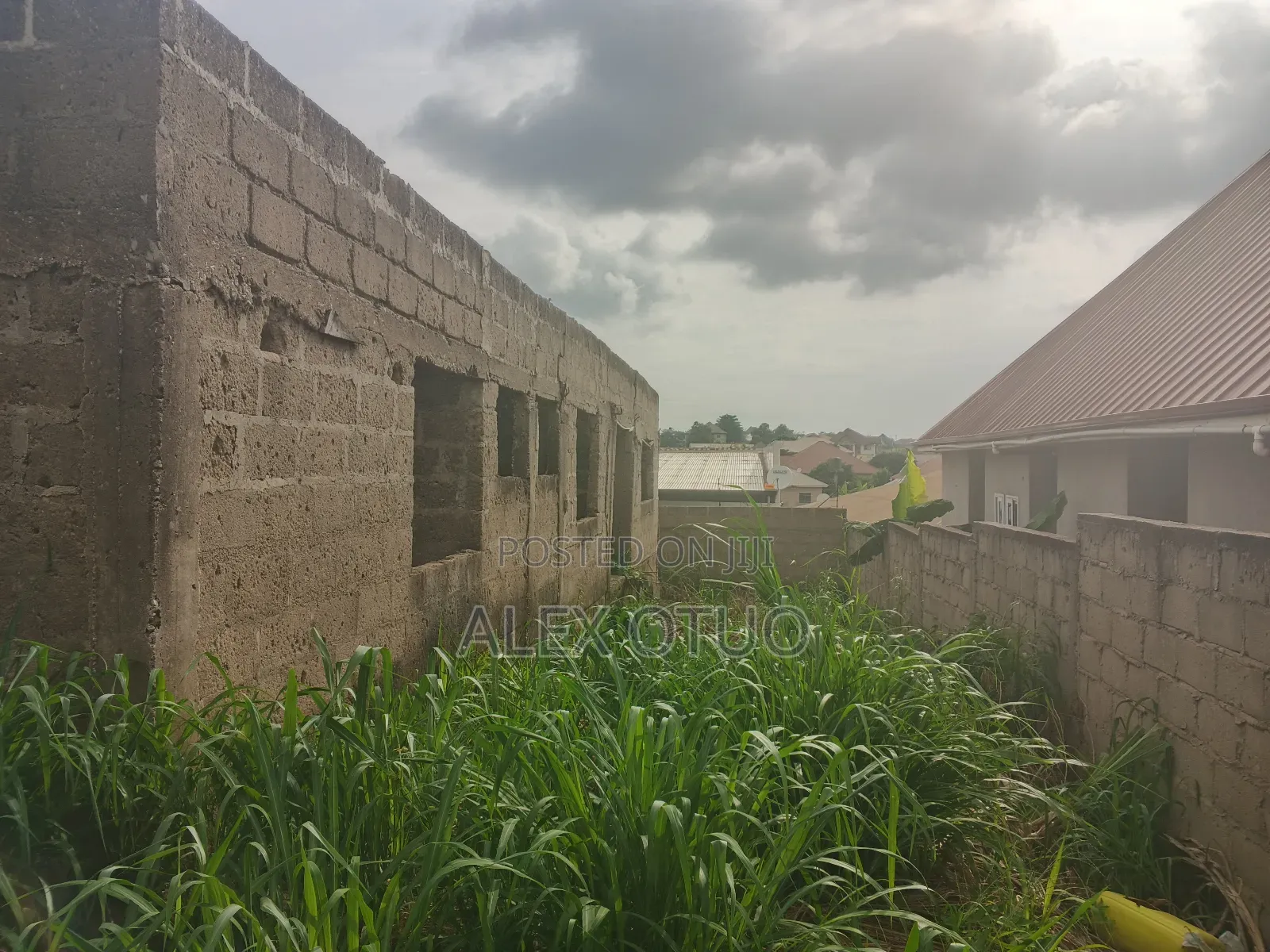 6bdrm House in Alex Otuo Properties, Kumasi Metropolitan for sale